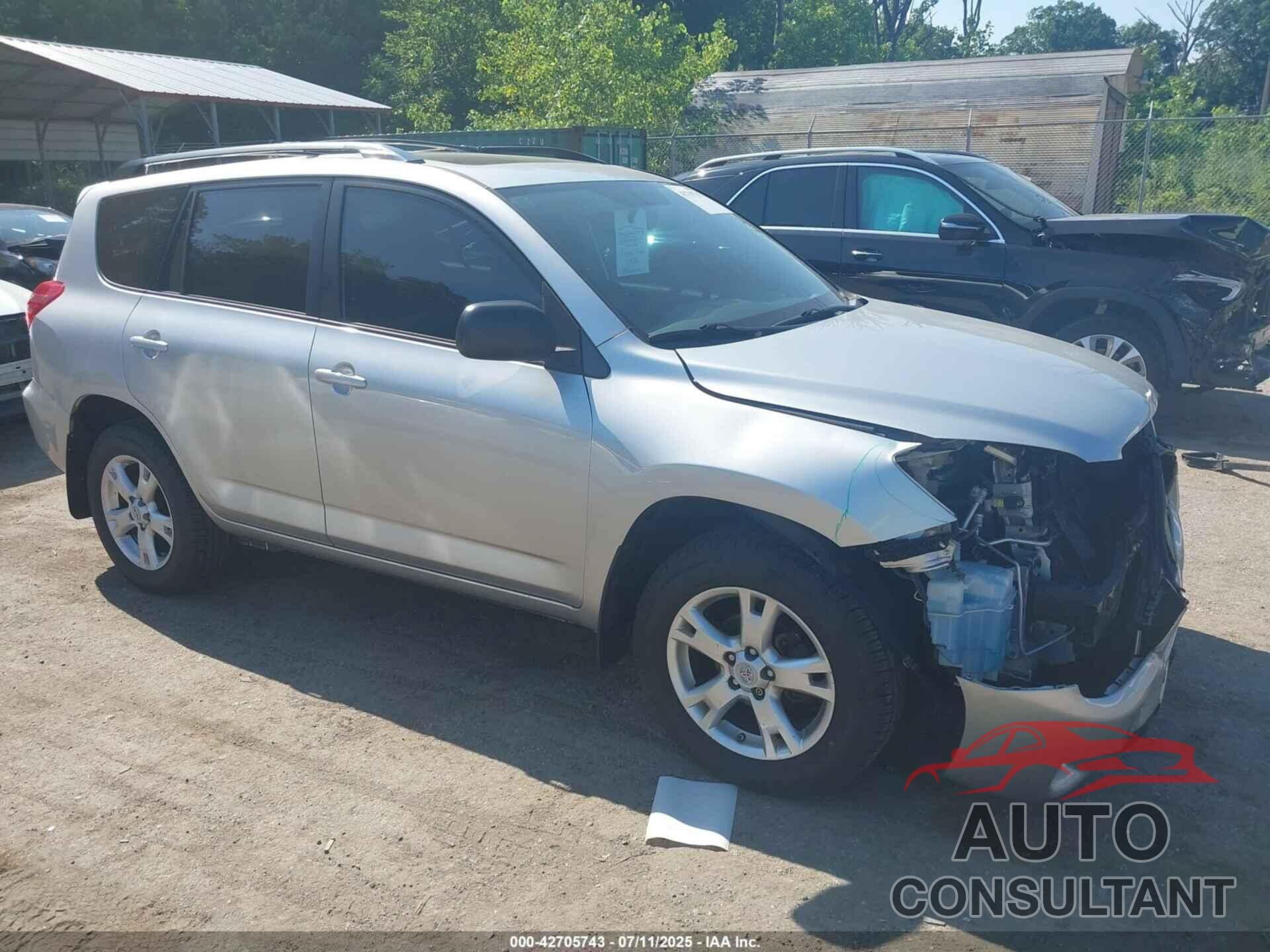 TOYOTA RAV4 2011 - 2T3BF4DV8BW100639