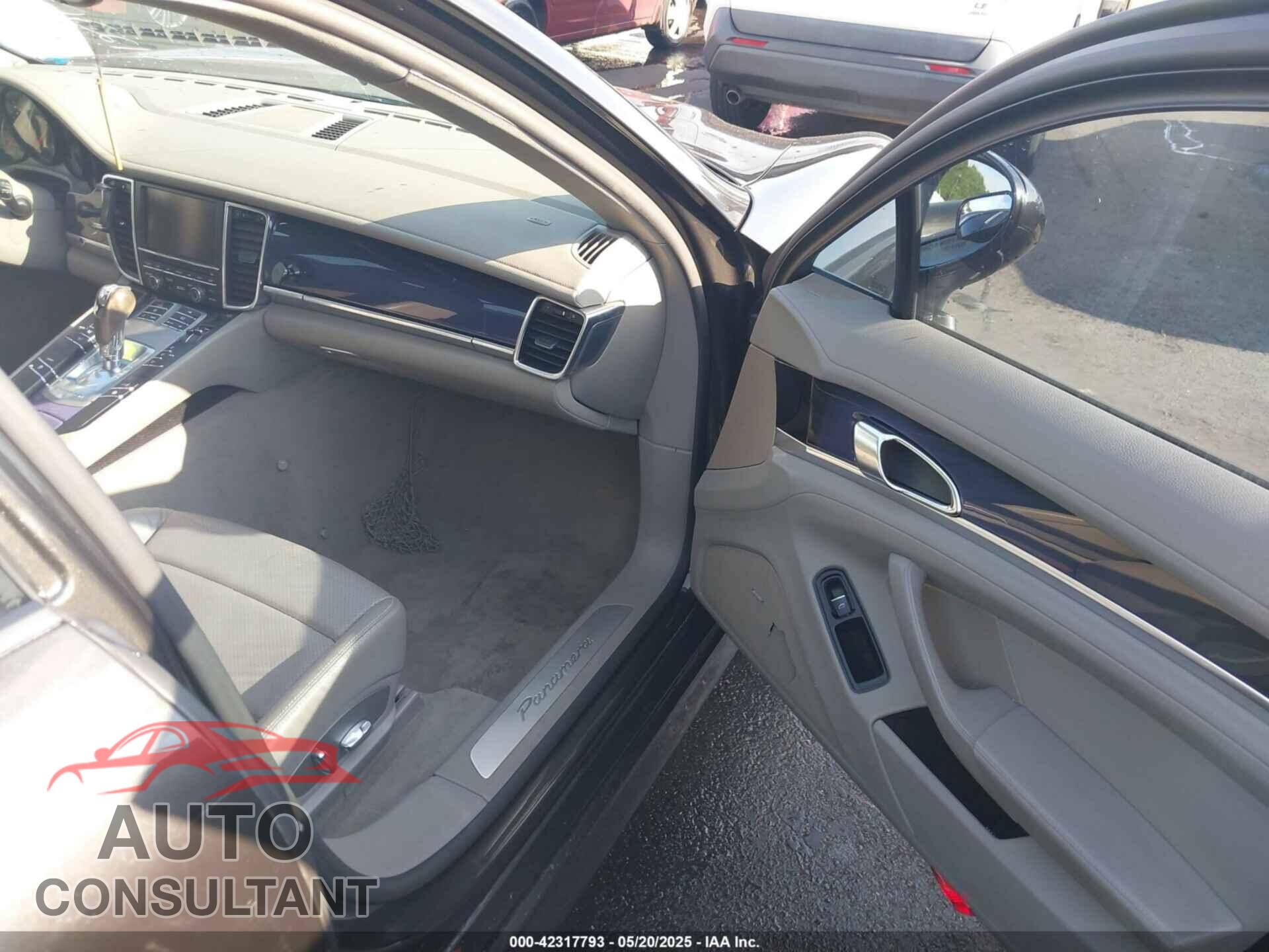 PORSCHE PANAMERA 2011 - WP0AA2A78BL010785