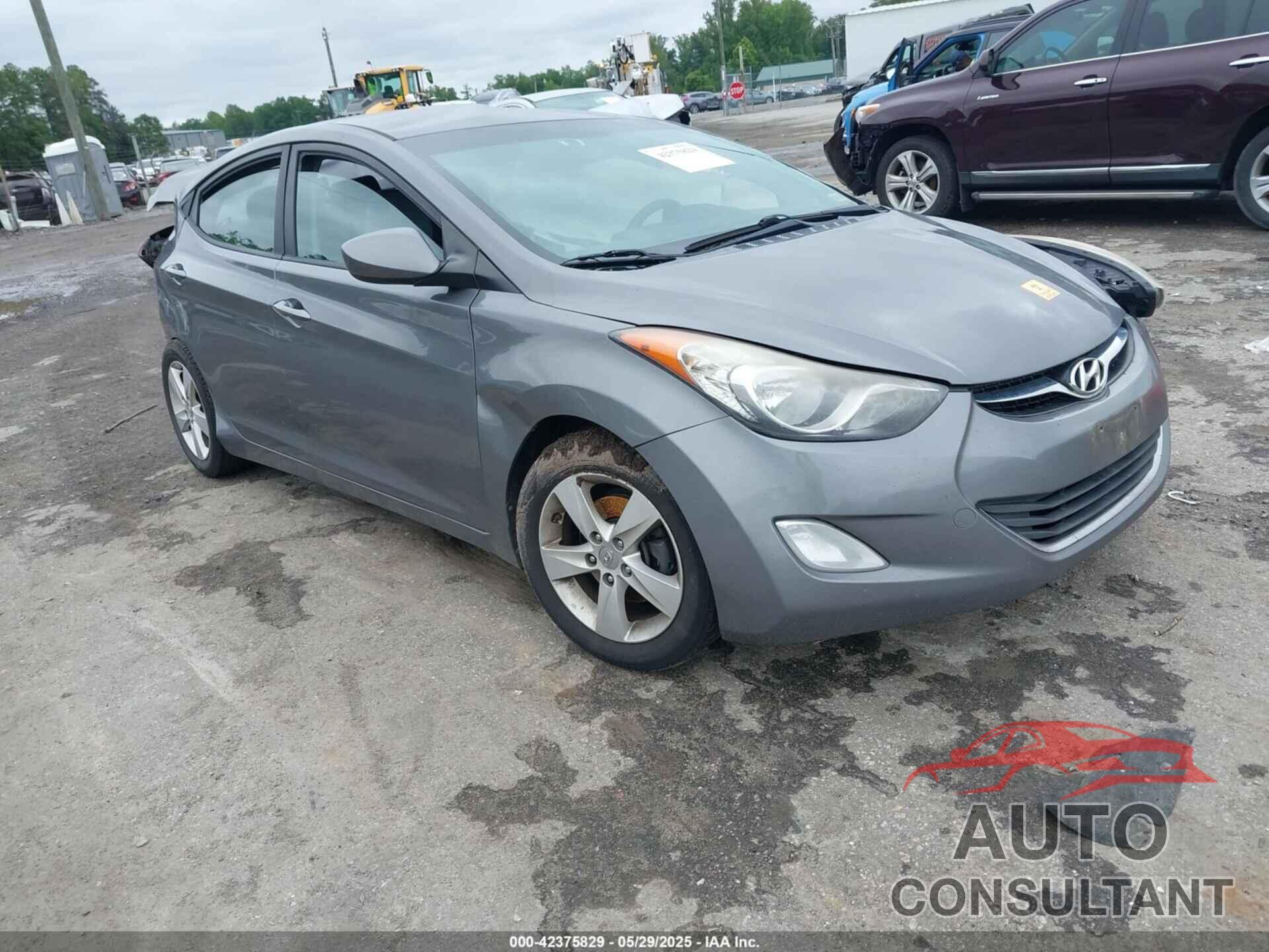 HYUNDAI ELANTRA 2013 - 5NPDH4AE2DH323731
