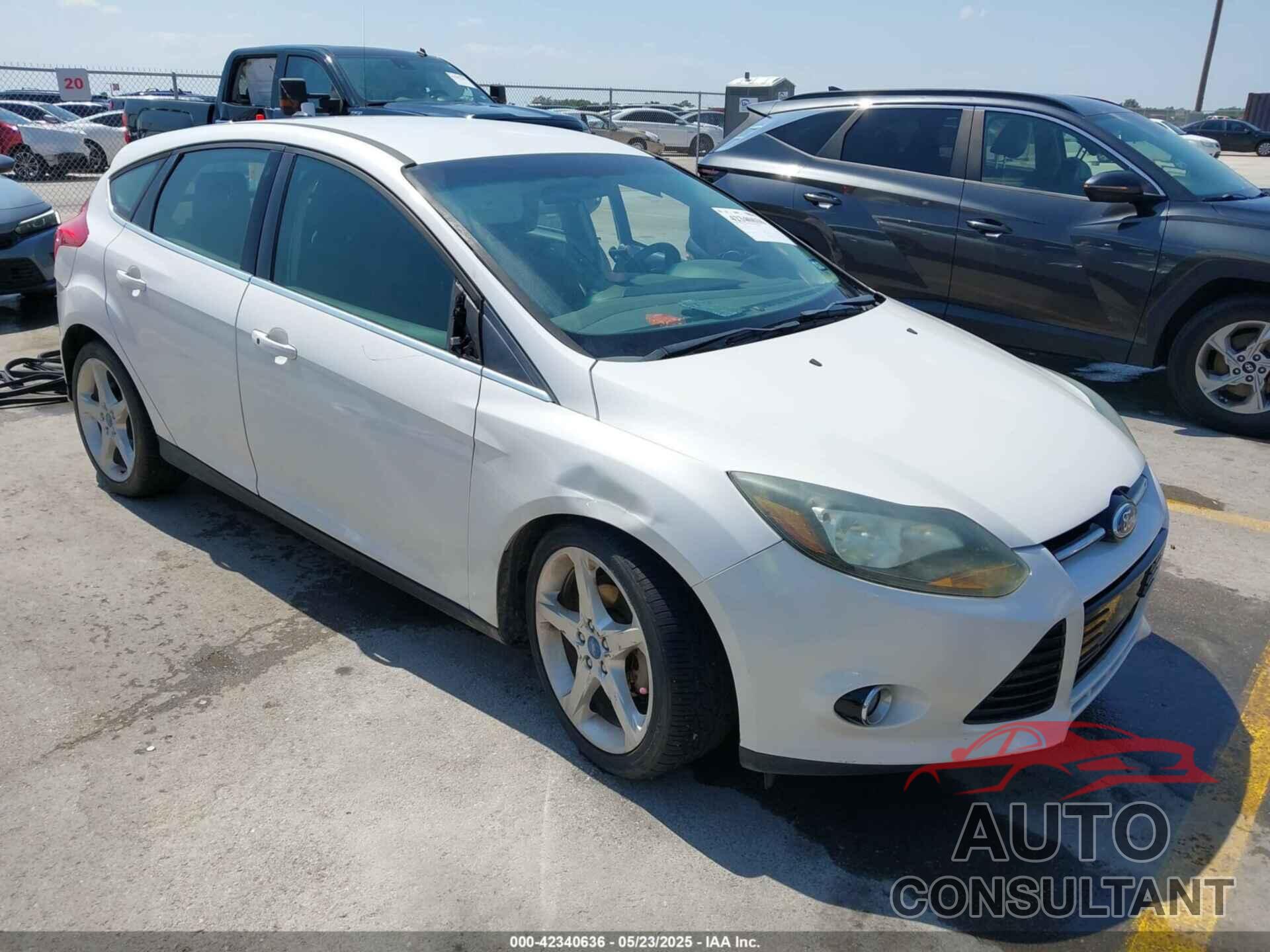 FORD FOCUS 2012 - 1FAHP3N28CL265350