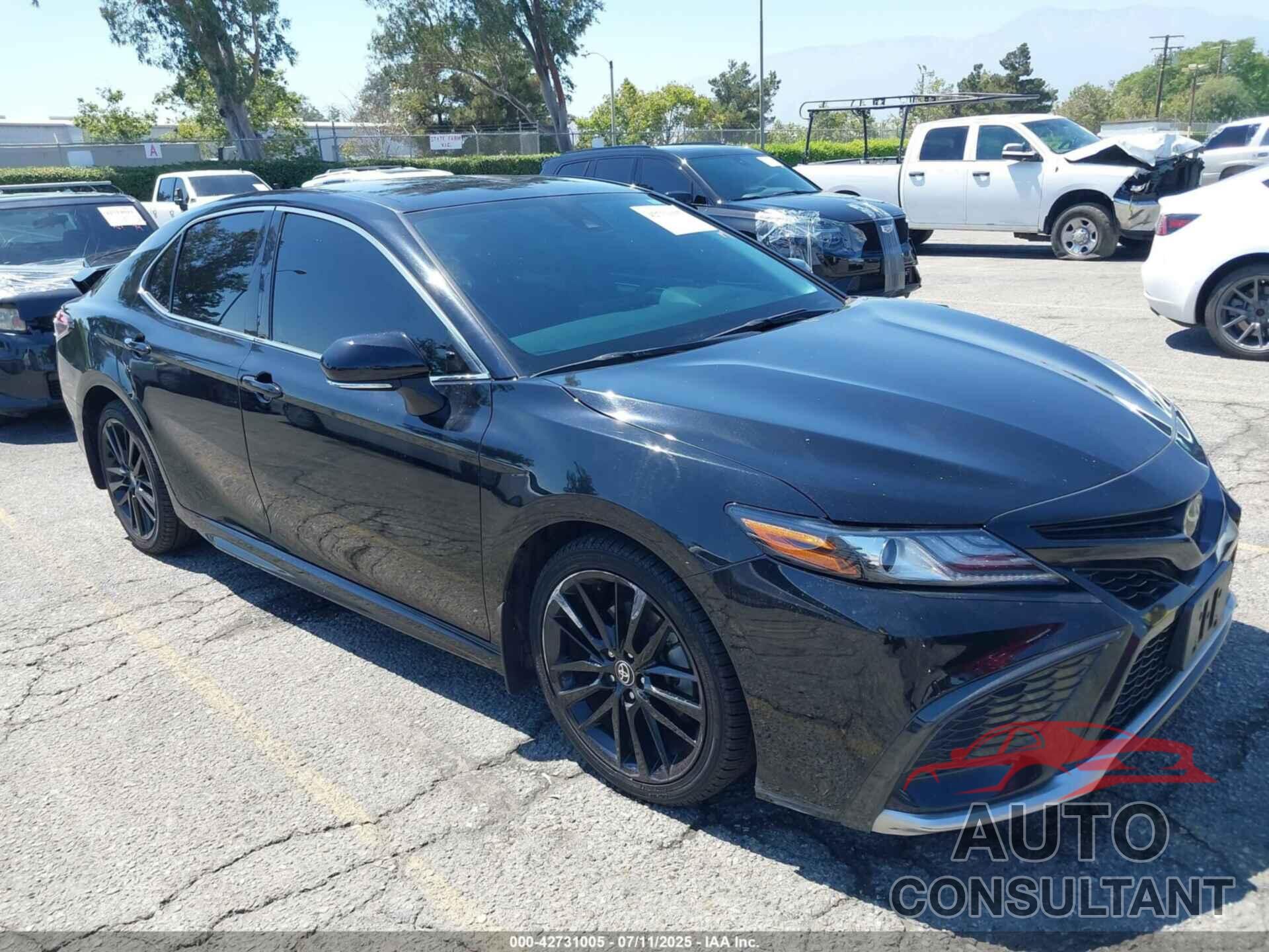 TOYOTA CAMRY 2023 - 4T1K61AK4PU098137