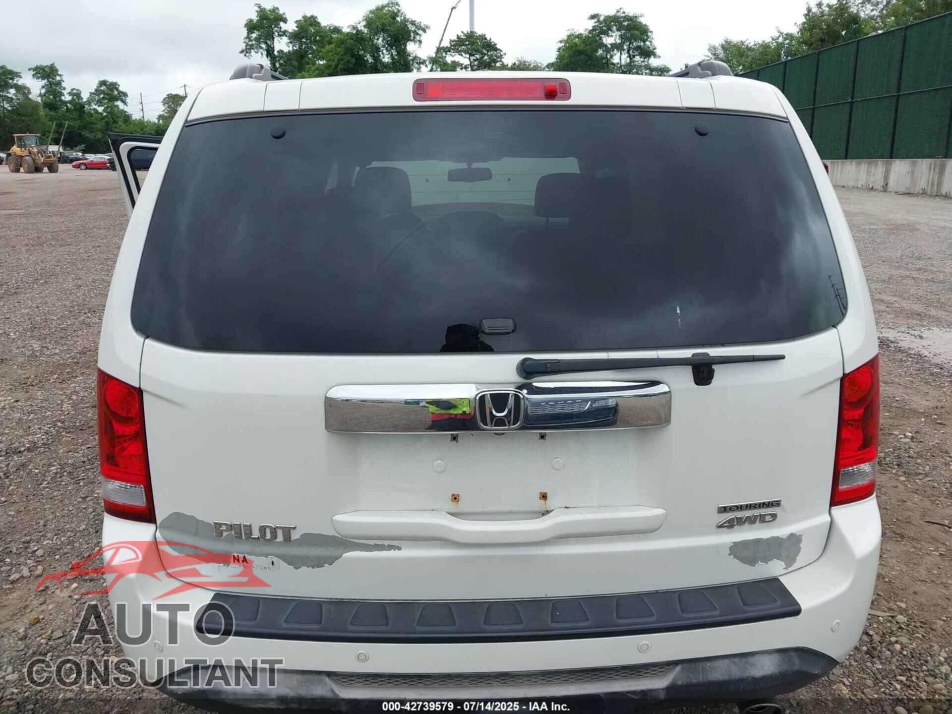 HONDA PILOT 2013 - 5FNYF4H94DB072452