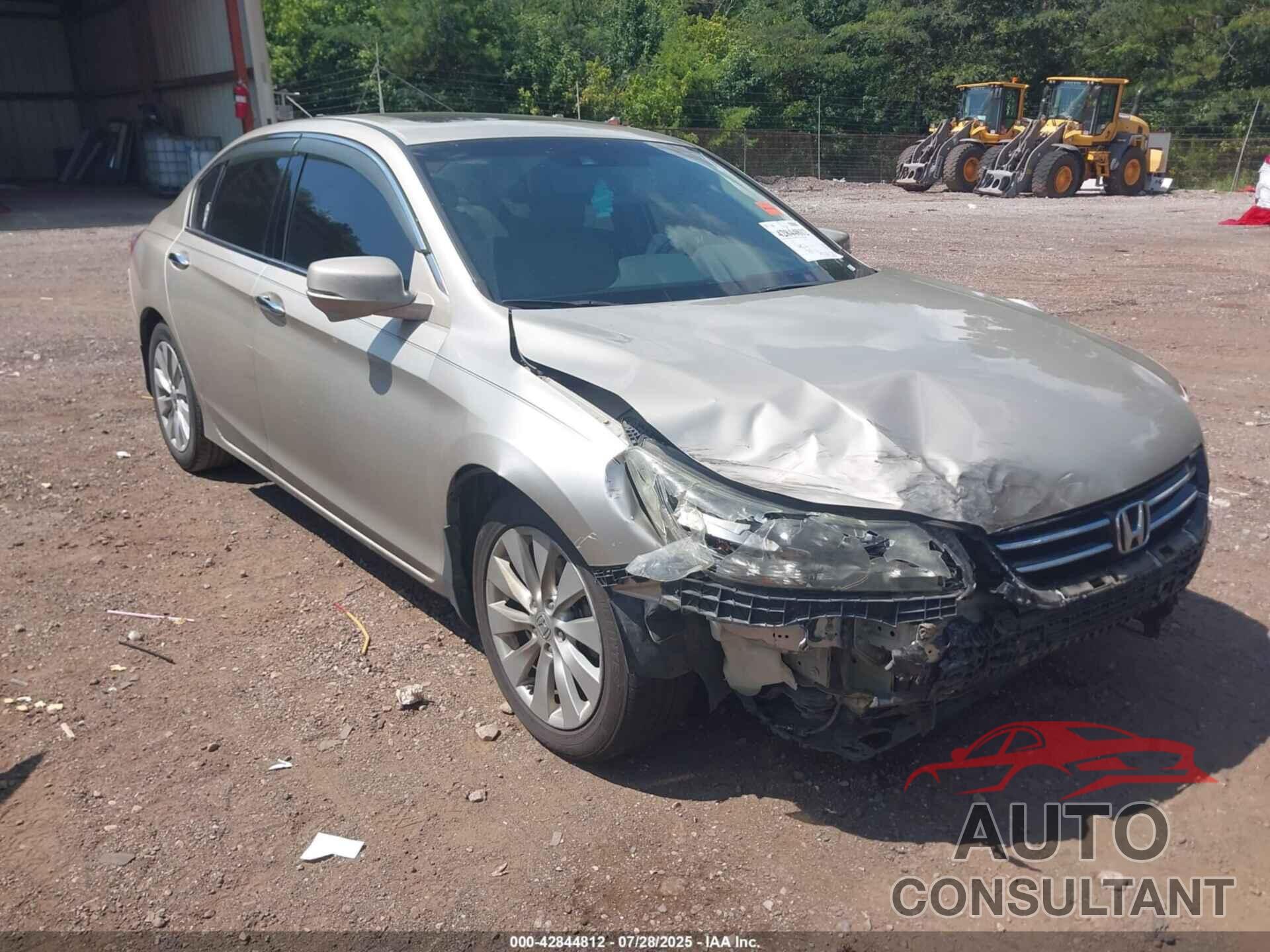 HONDA ACCORD 2013 - 1HGCR3F83DA012078