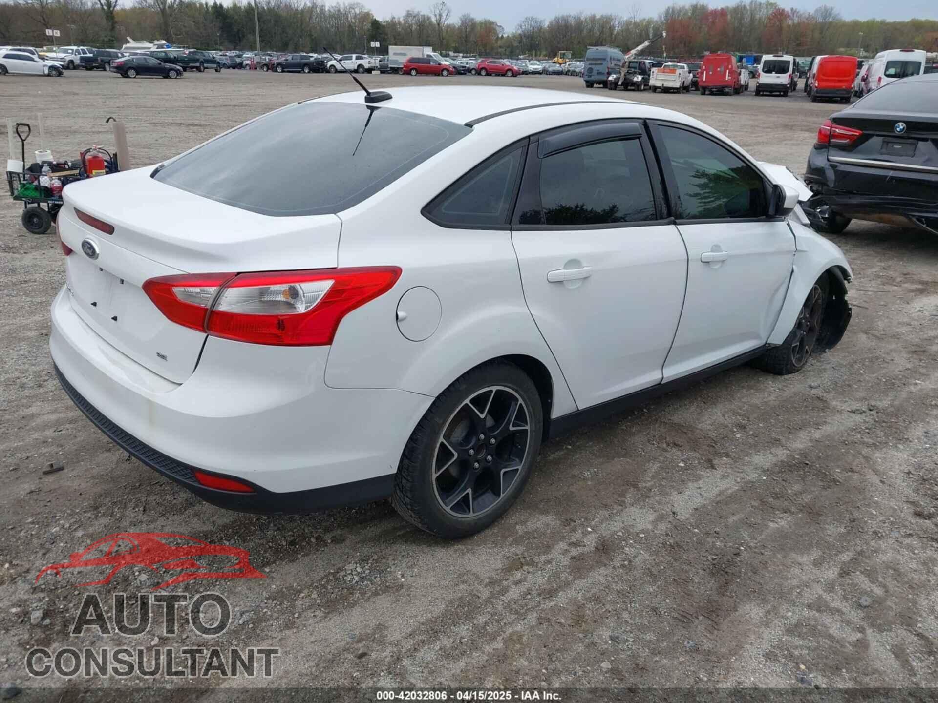 FORD FOCUS 2012 - 1FAHP3F25CL311053