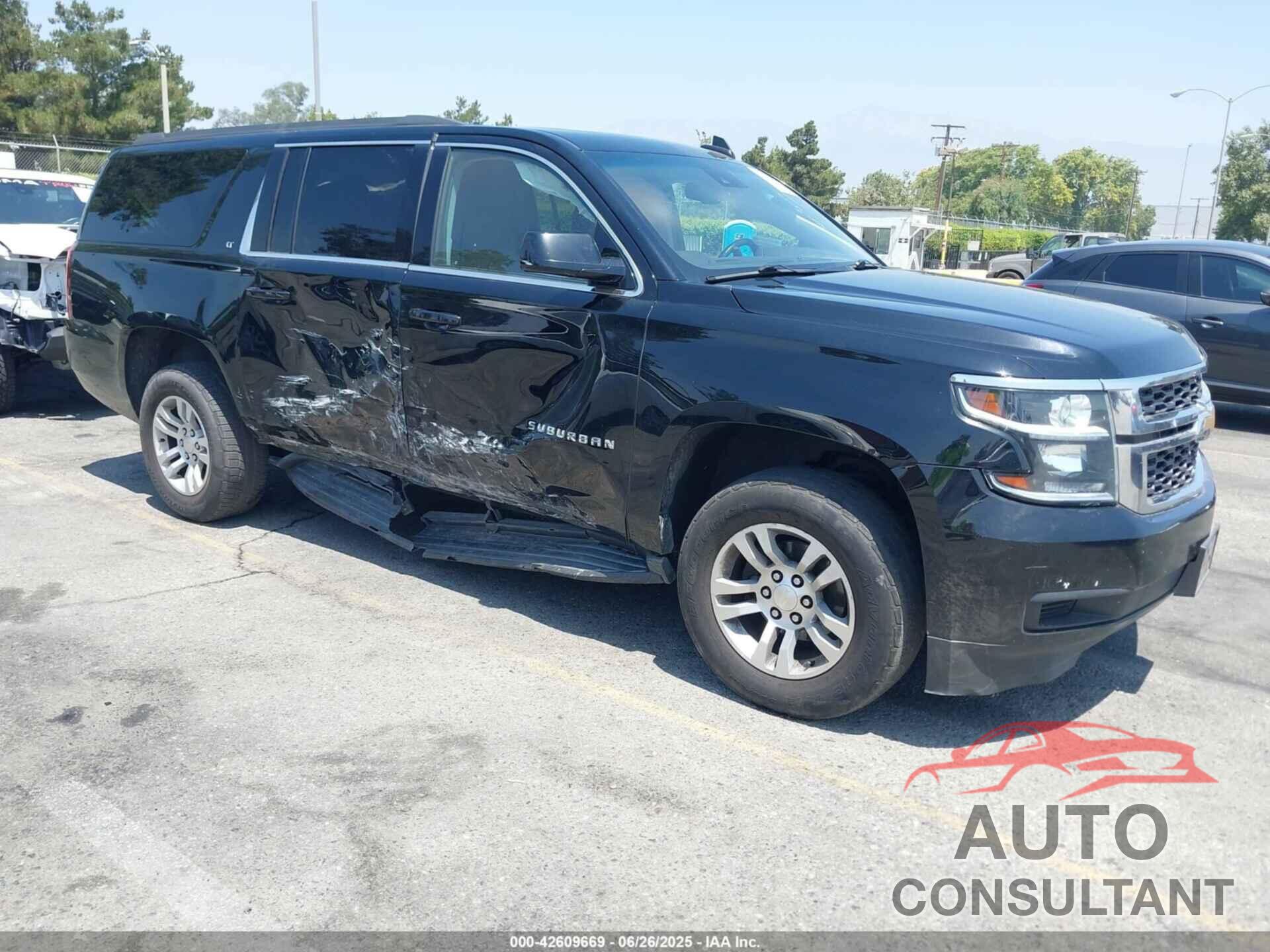 CHEVROLET SUBURBAN 2019 - 1GNSCHKCXKR185105