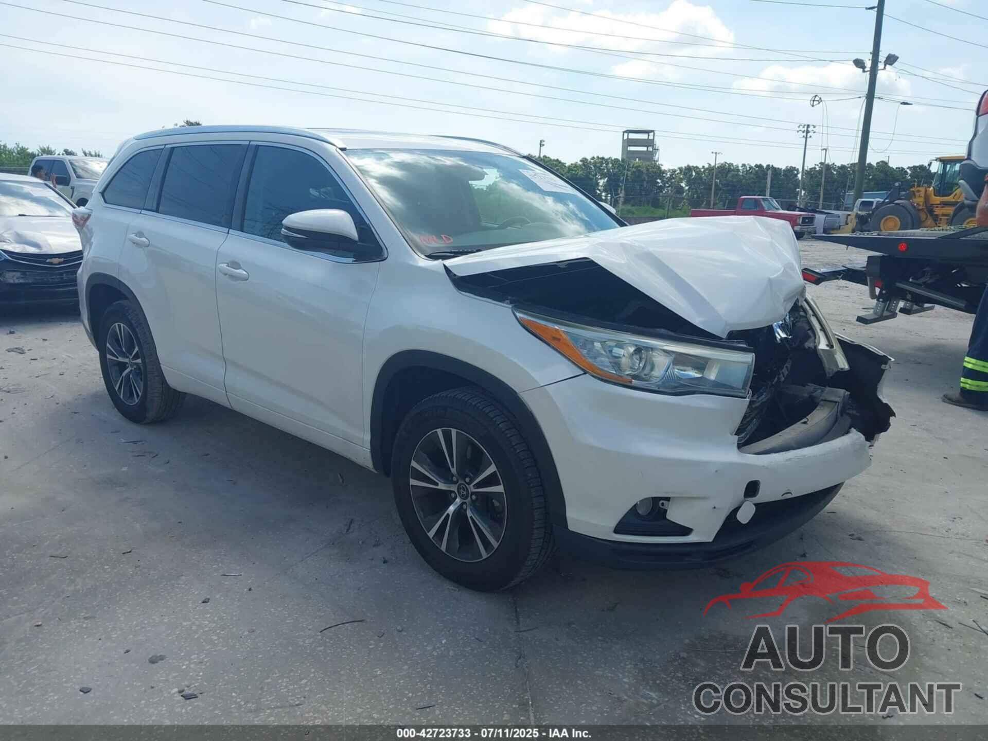TOYOTA HIGHLANDER 2016 - 5TDKKRFHXGS504843