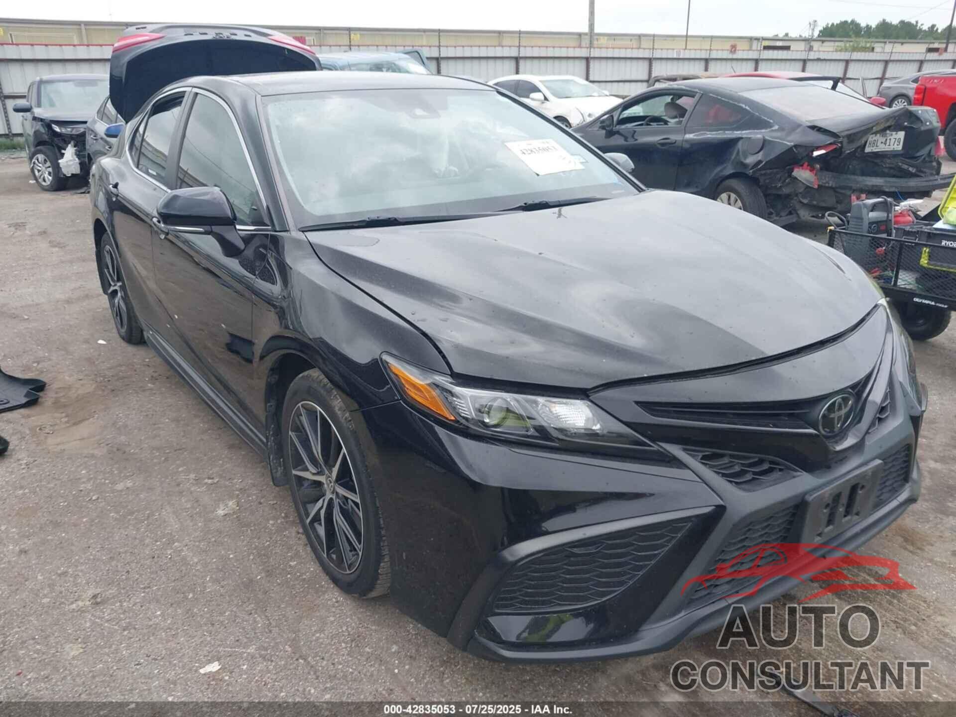 TOYOTA CAMRY 2023 - 4T1G11AKXPU744463