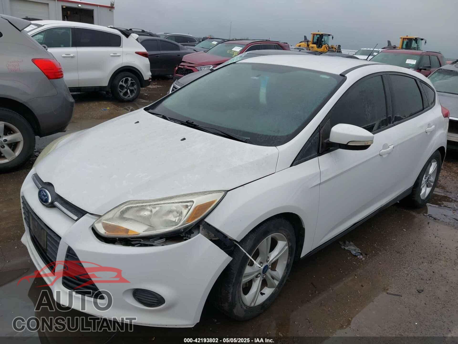 FORD FOCUS 2014 - 1FADP3K25EL140375