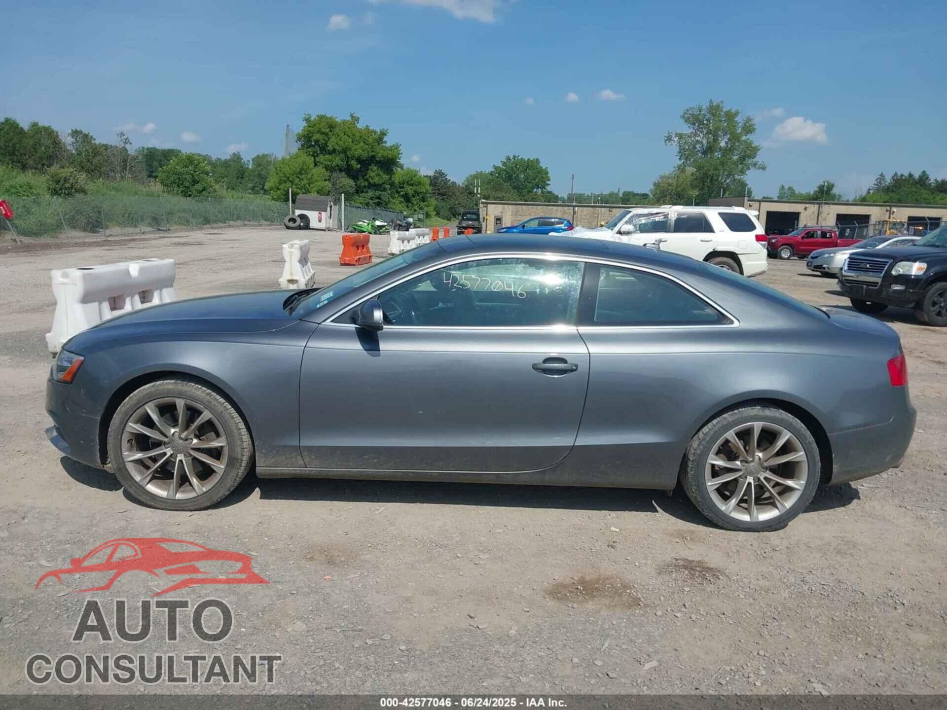 AUDI A5 2013 - WAUCFAFR2DA031920