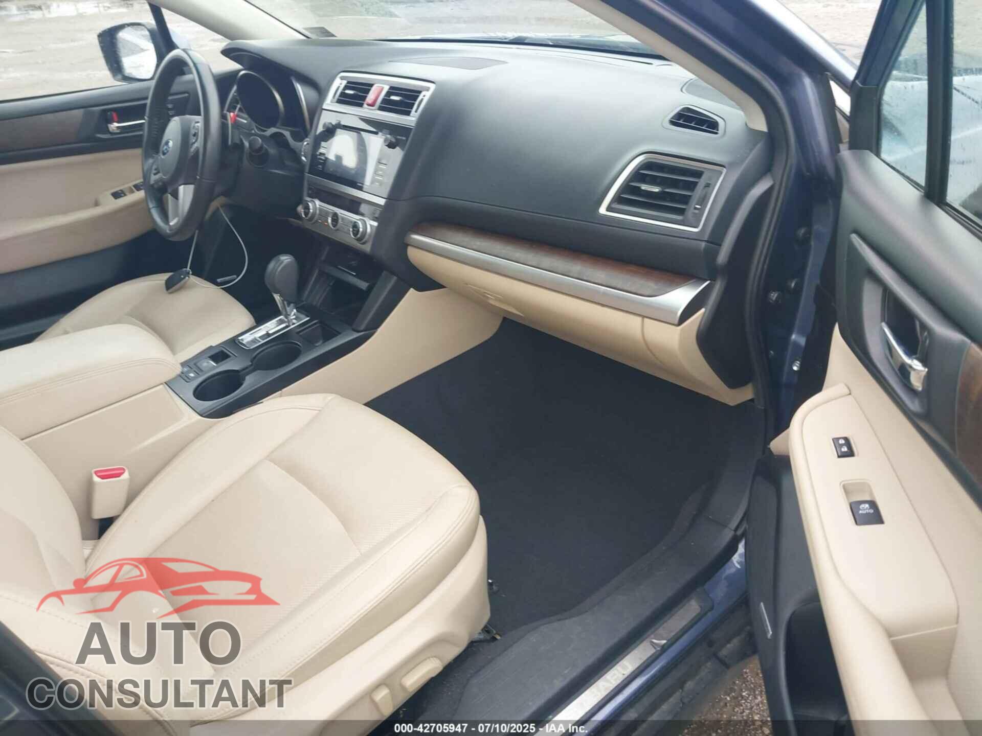 SUBARU OUTBACK 2017 - 4S4BSAKC0H3383489