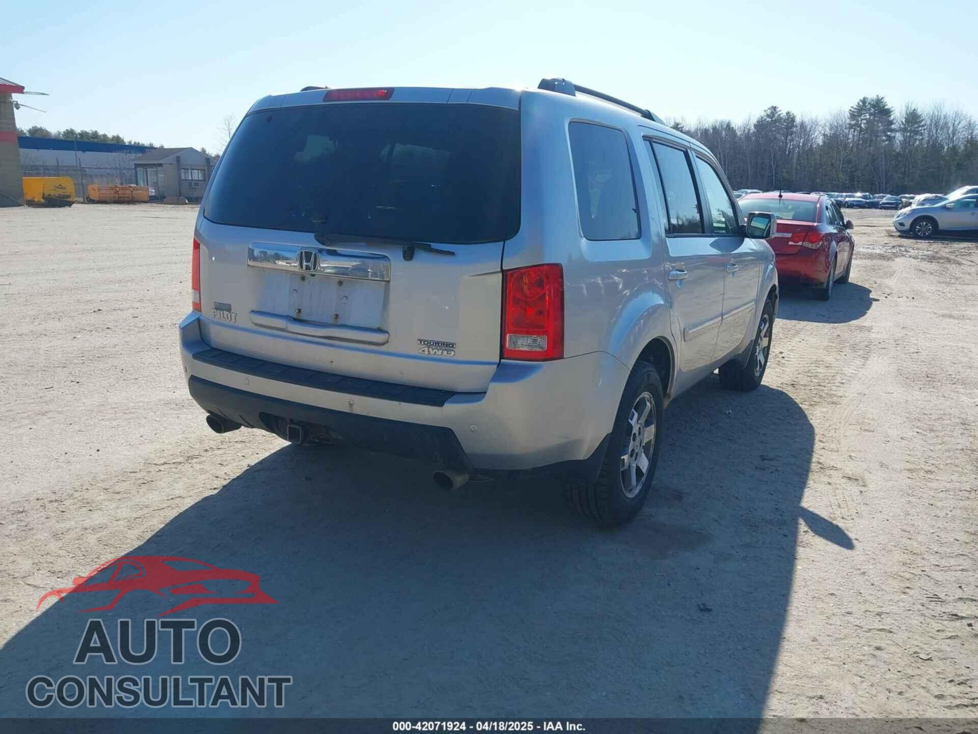 HONDA PILOT 2011 - 5FNYF4H96BB012122