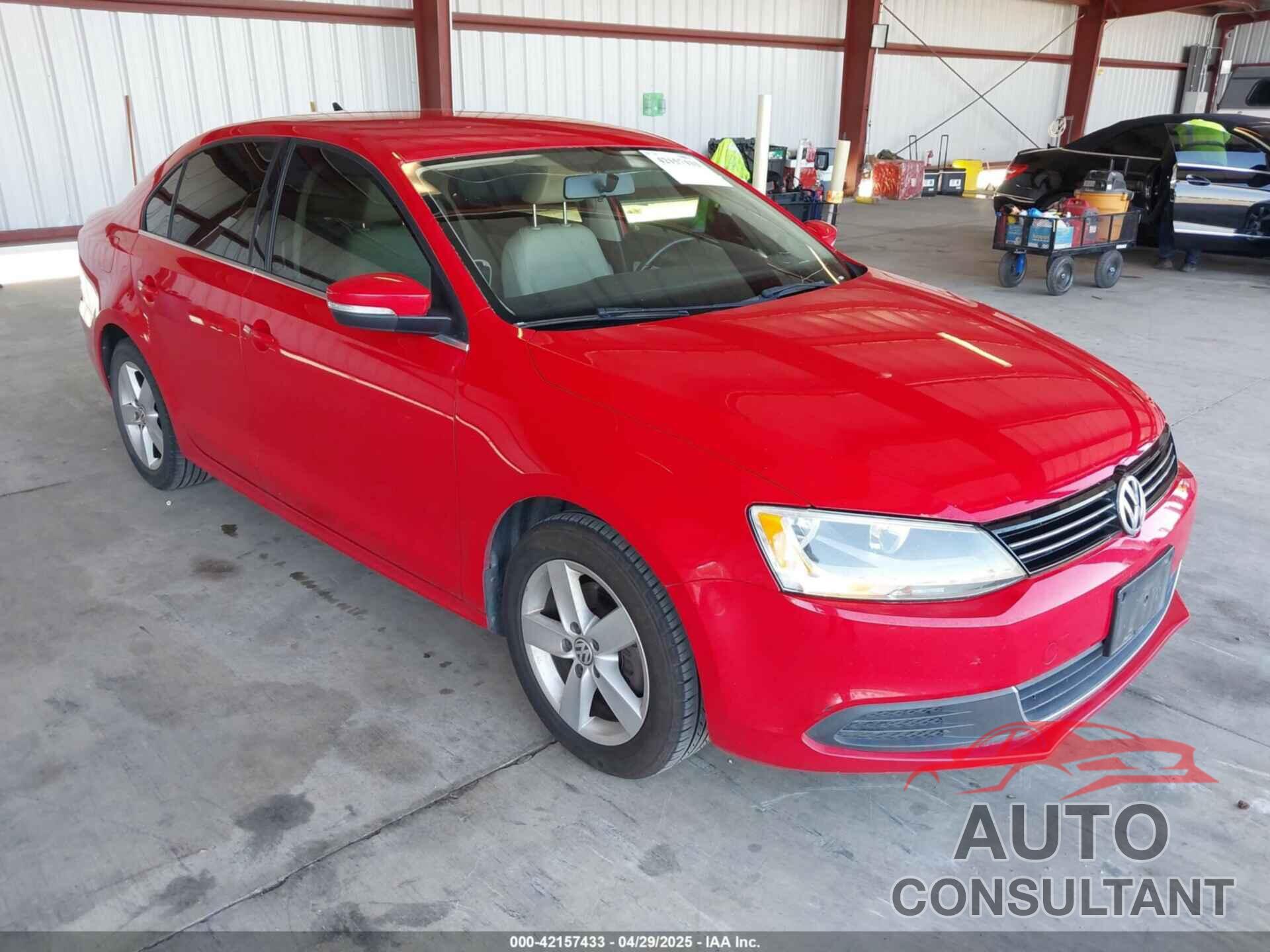 VOLKSWAGEN JETTA 2013 - 3VW3L7AJ2DM246343