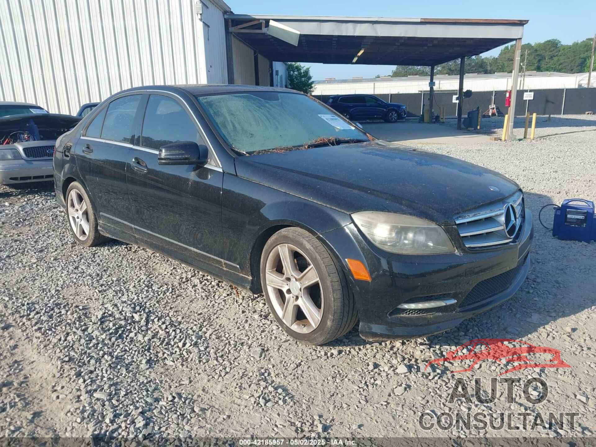 MERCEDES-BENZ C 300 2011 - WDDGF5EB8BR141083