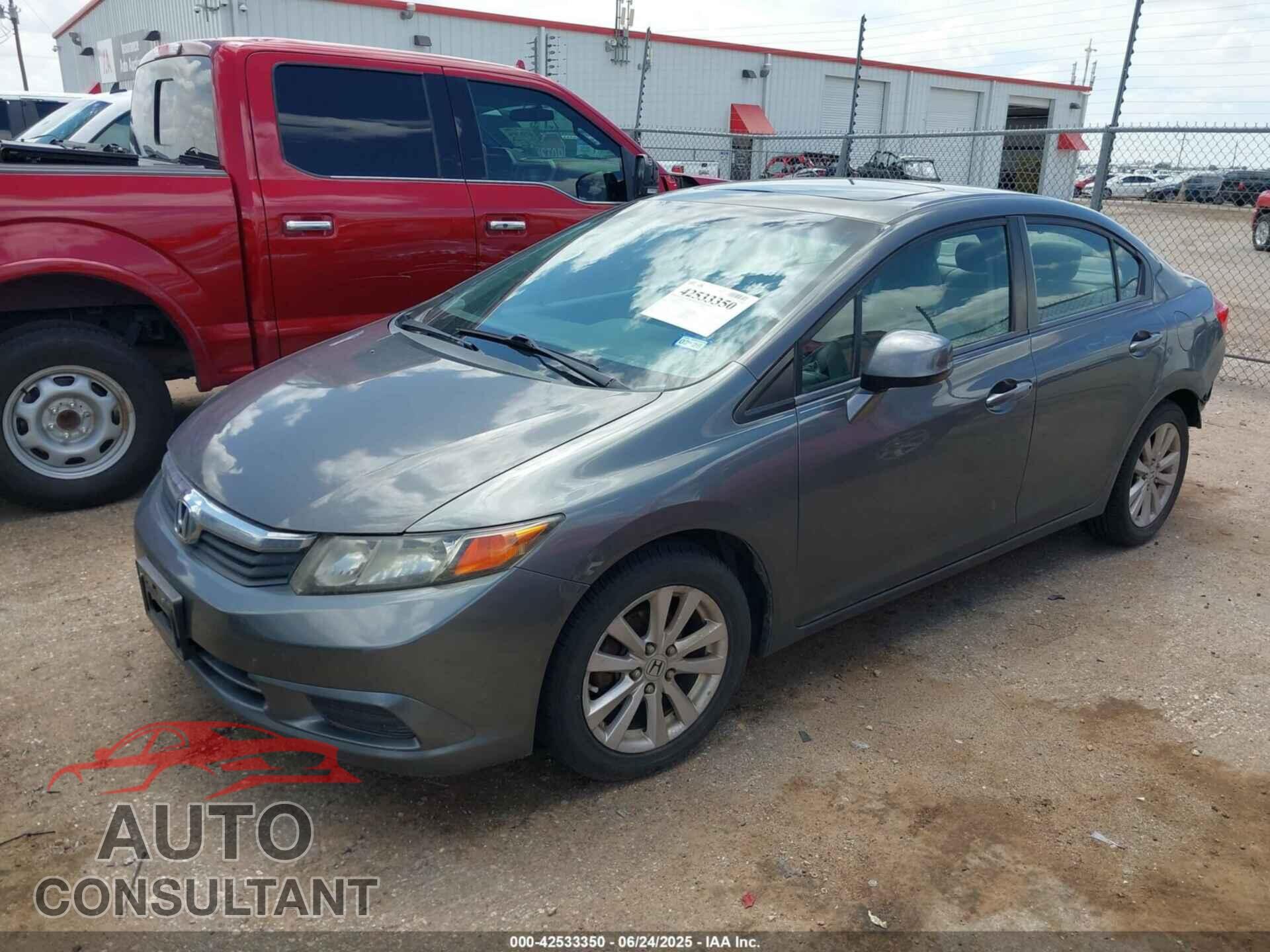 HONDA CIVIC 2012 - 2HGFB2F85CH608353