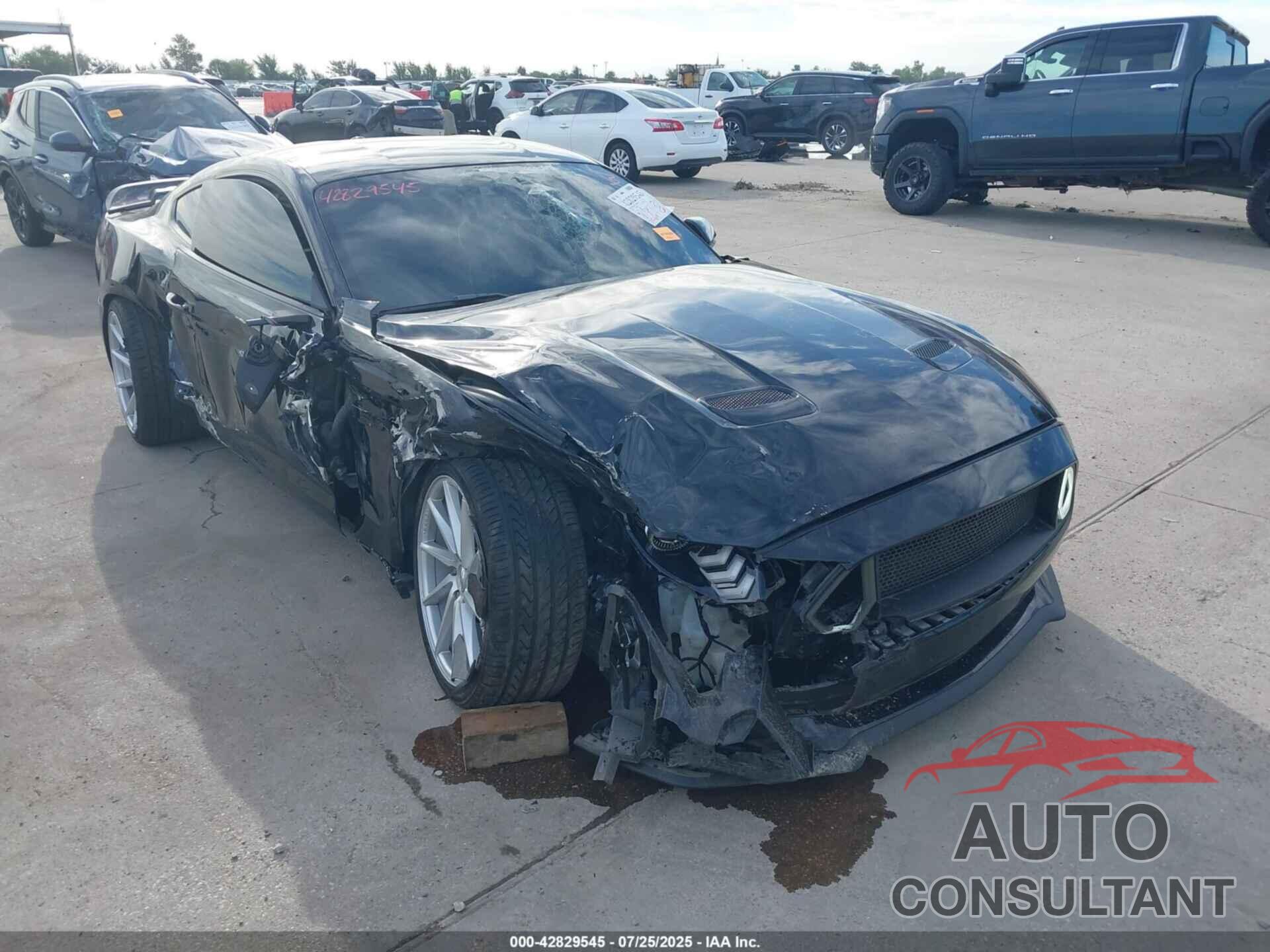 FORD MUSTANG 2018 - 1FA6P8CF9J5163065