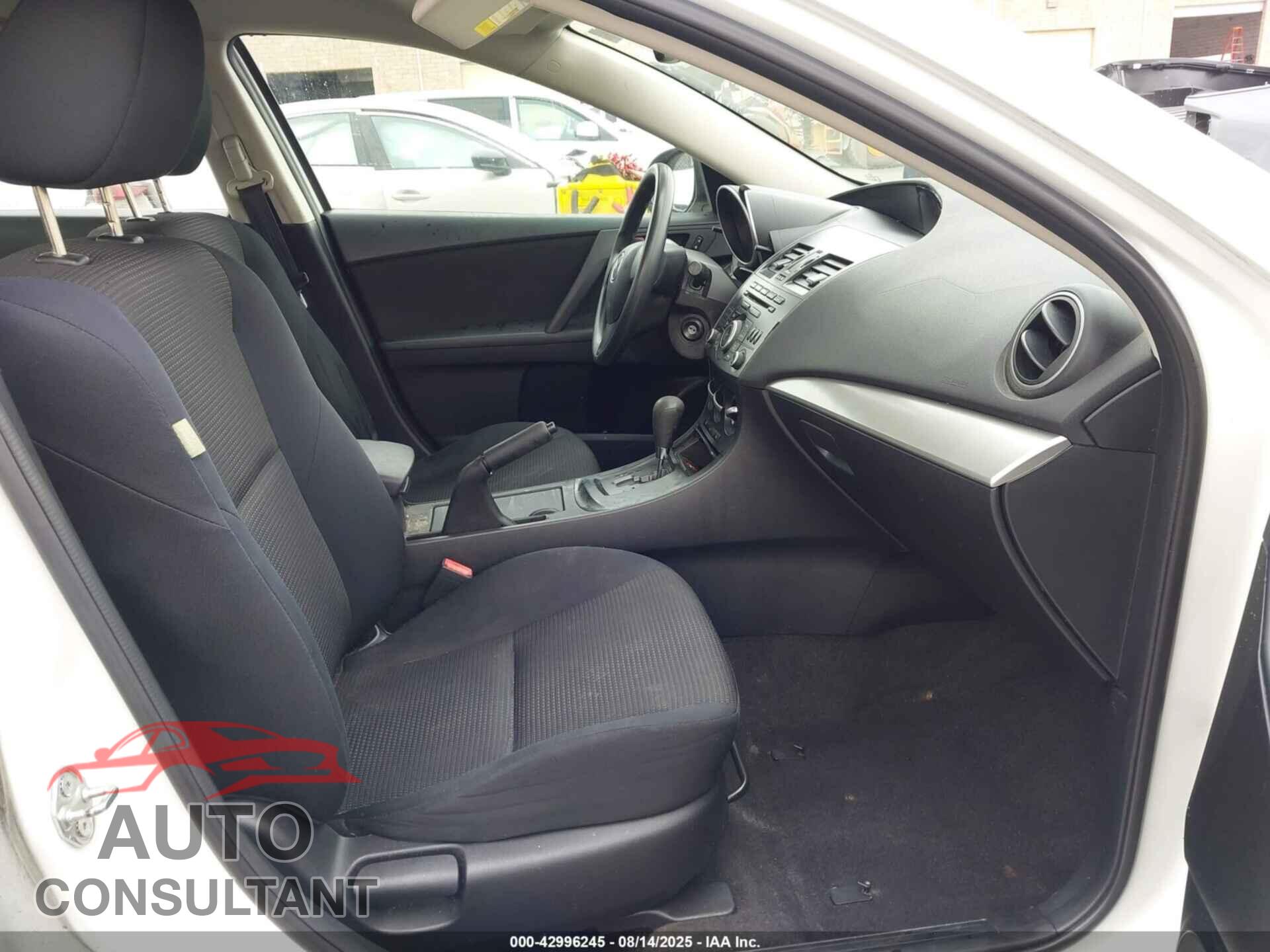 MAZDA MAZDA3 2012 - JM1BL1UF0C1522663