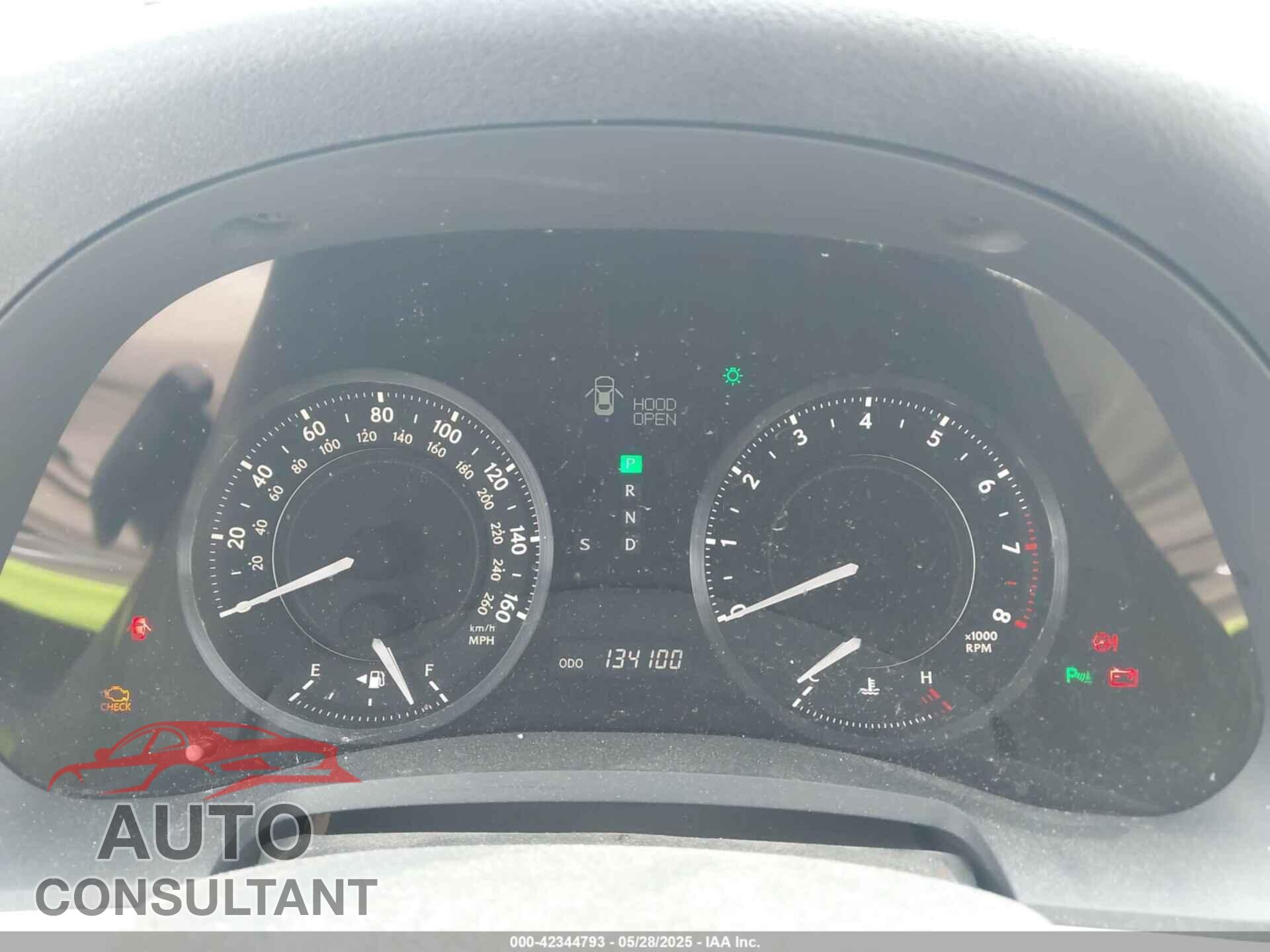LEXUS IS 250C 2010 - JTHFF2C25A2510348