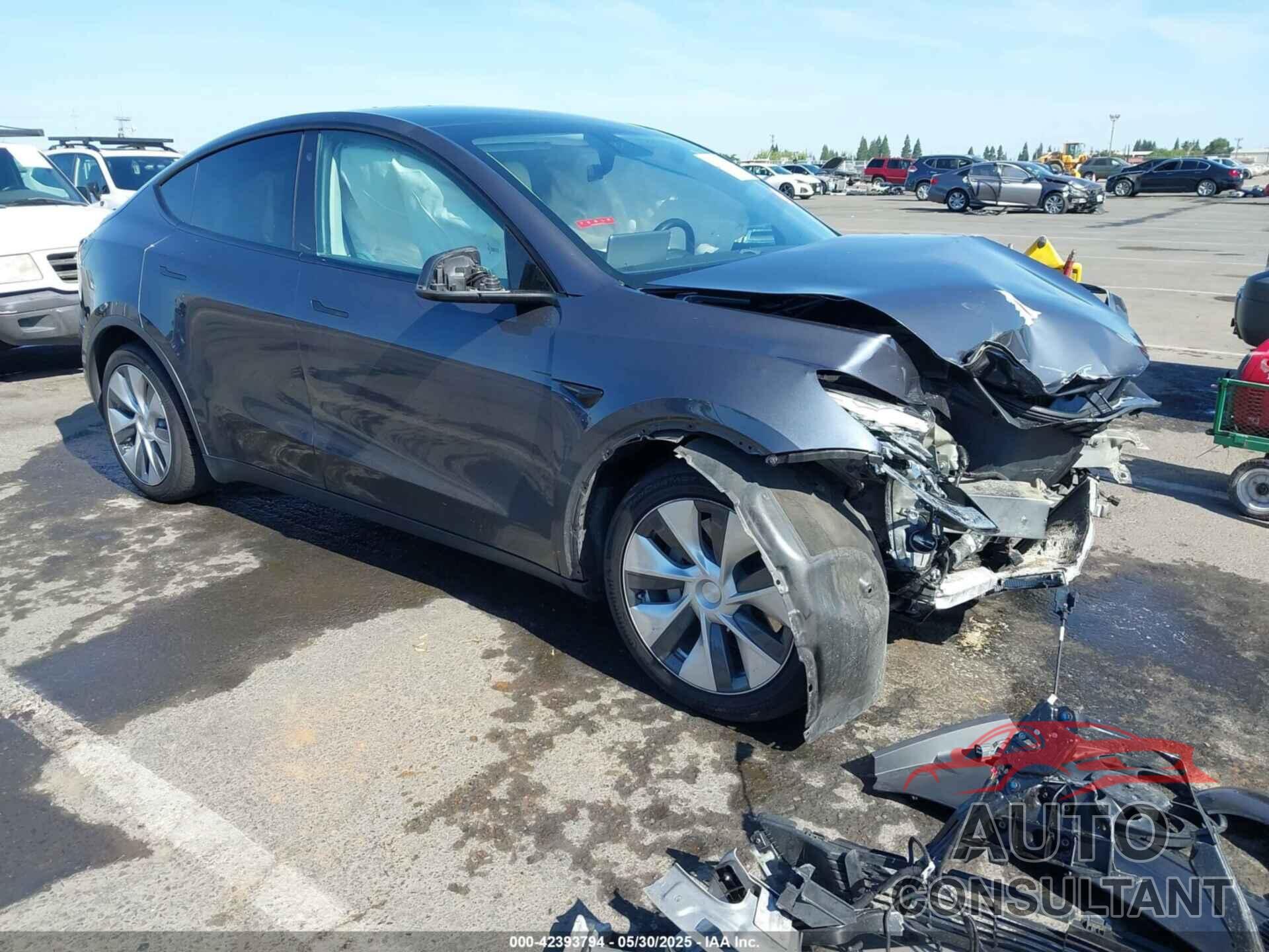 TESLA MODEL Y 2021 - 5YJYGDEE5MF066948