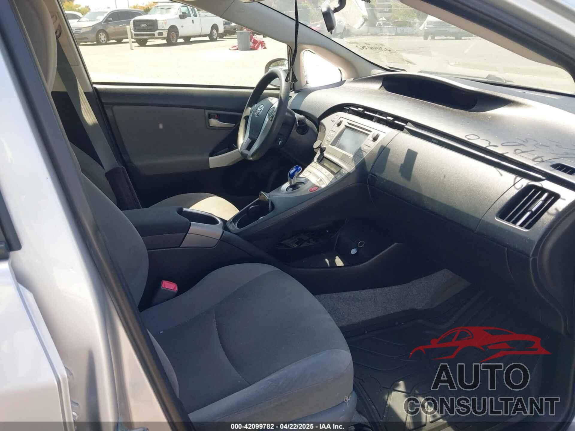 TOYOTA PRIUS 2013 - JTDKN3DU6D5551678