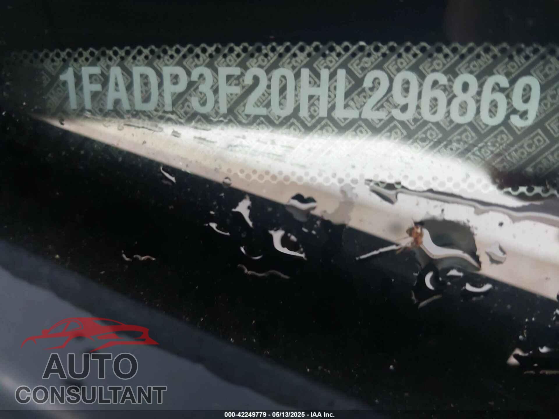 FORD FOCUS 2017 - 1FADP3F20HL296869