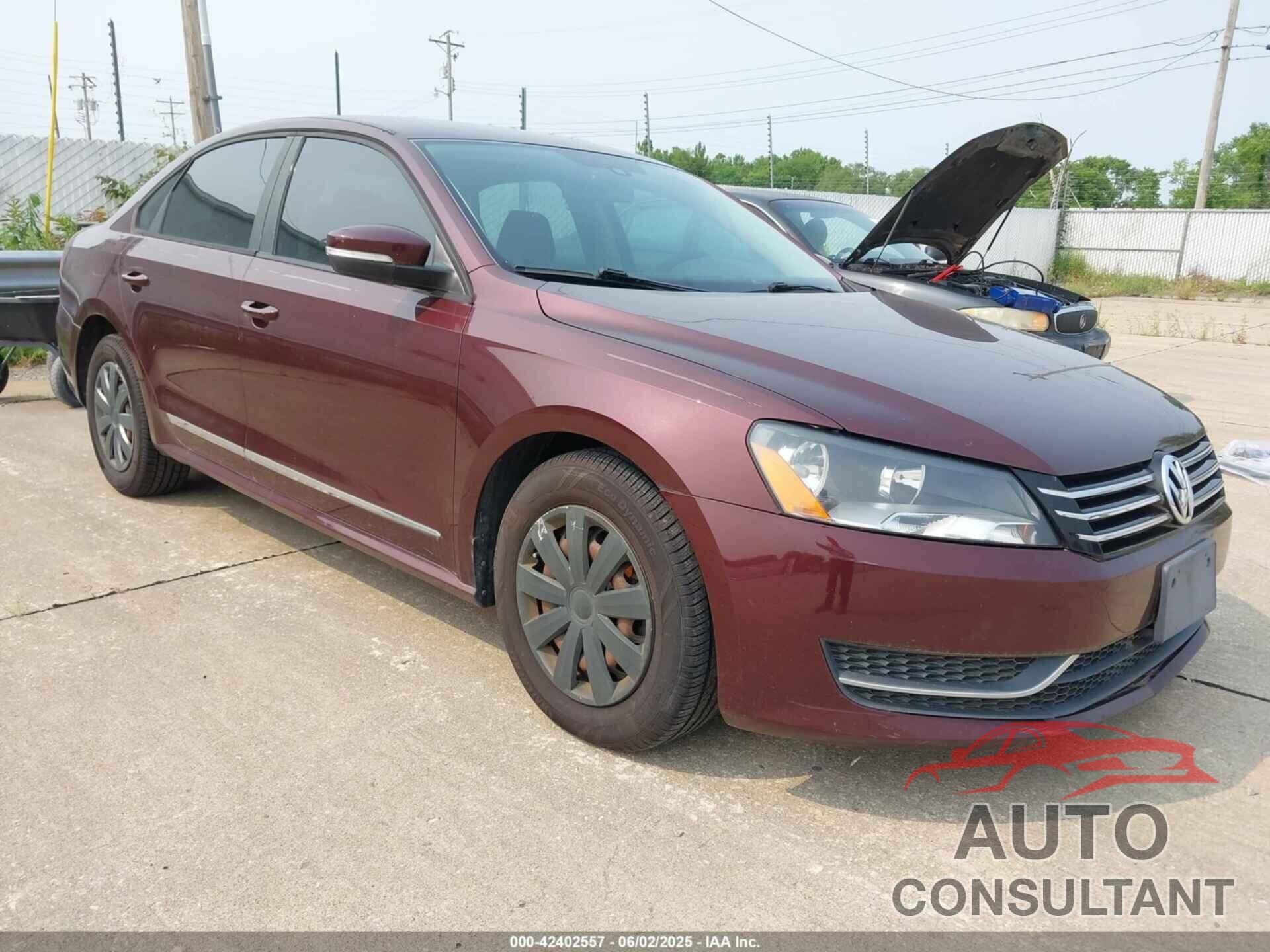 VOLKSWAGEN PASSAT 2013 - 1VWAP7A37DC021415