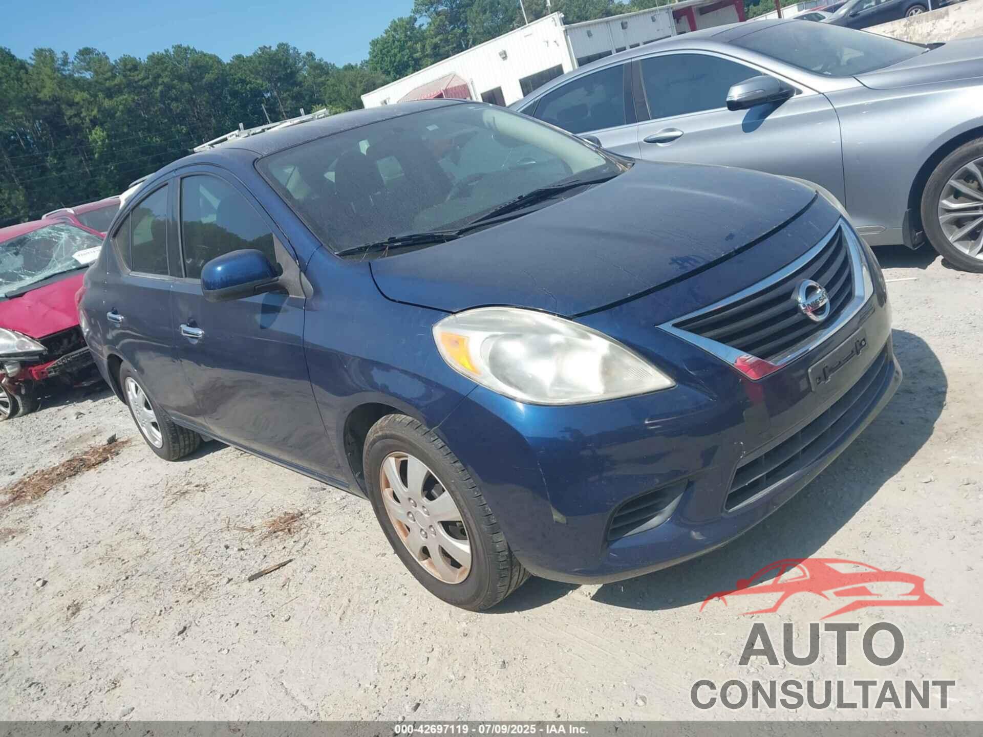 NISSAN VERSA 2014 - 3N1CN7AP7EK440576