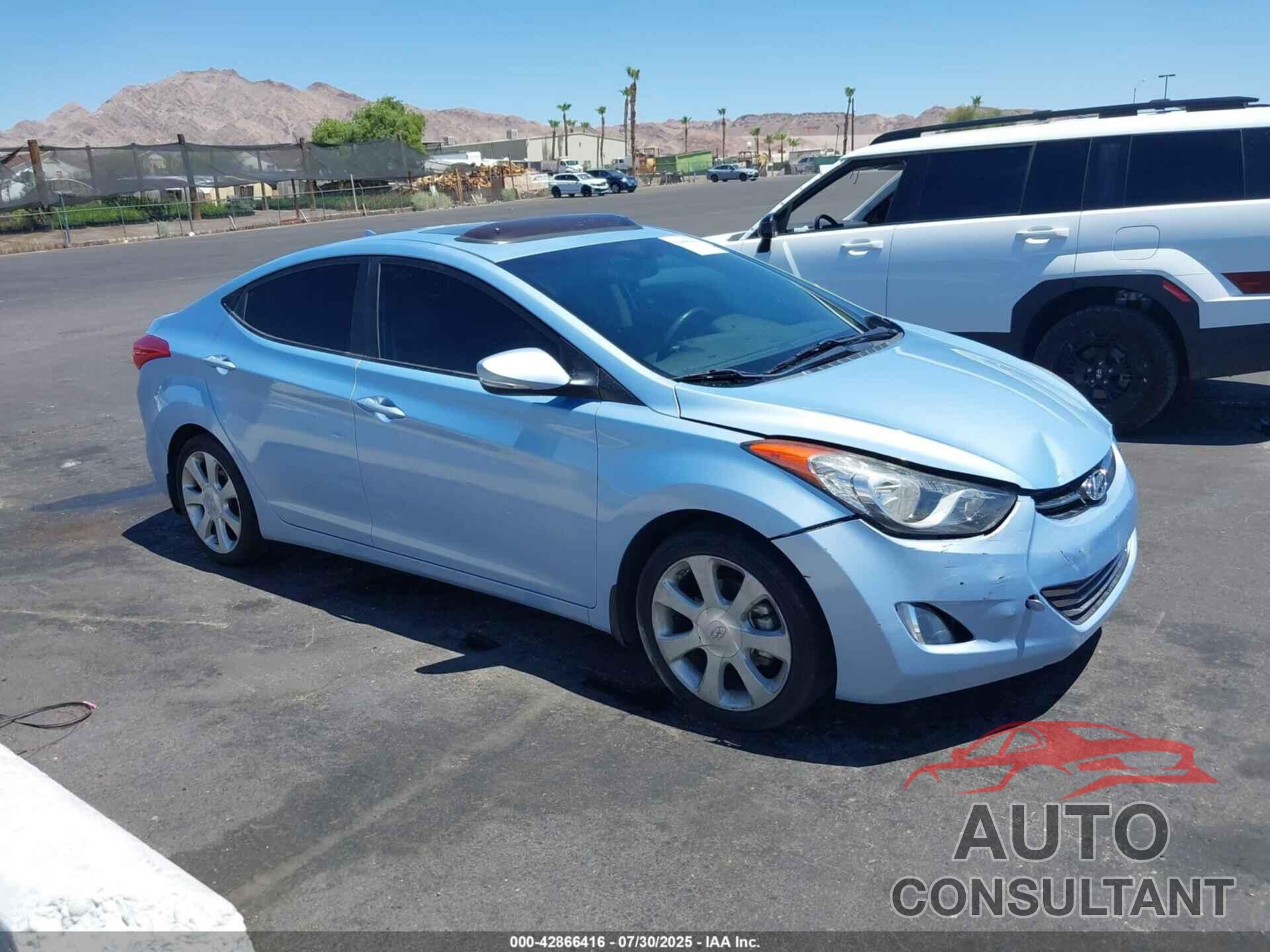 HYUNDAI ELANTRA 2013 - KMHDH4AE8DU692935
