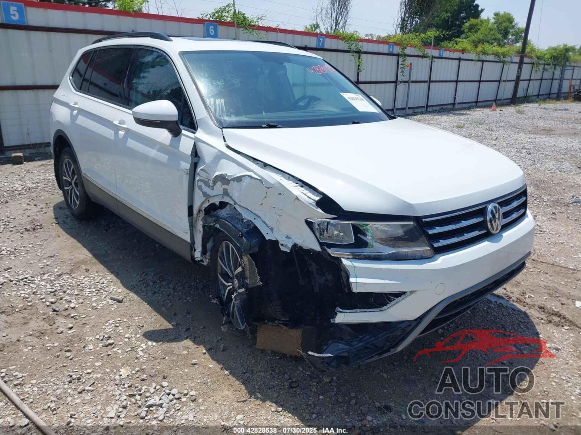 VOLKSWAGEN TIGUAN 2020 - 3VV3B7AX8LM013996