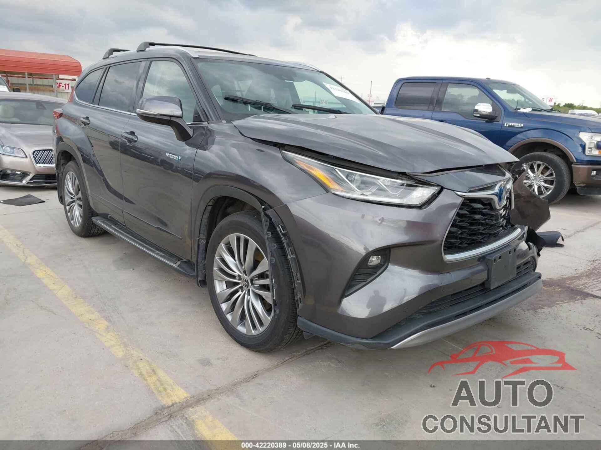 TOYOTA HIGHLANDER 2021 - 5TDFARAHXMS008030