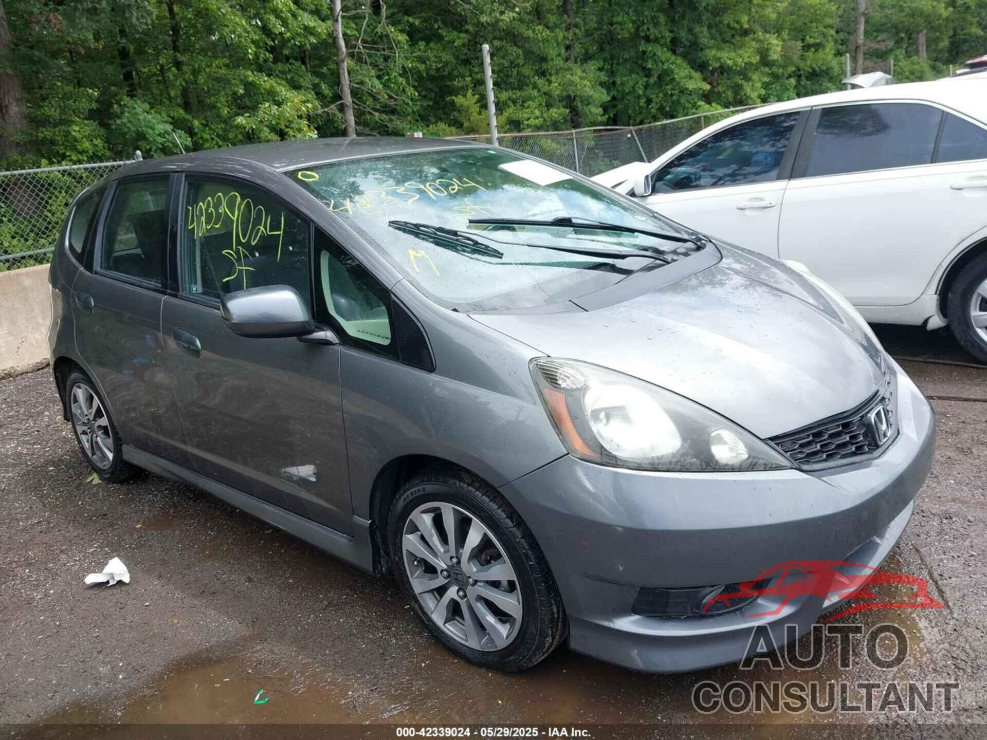 HONDA FIT 2013 - JHMGE8H50DC060944