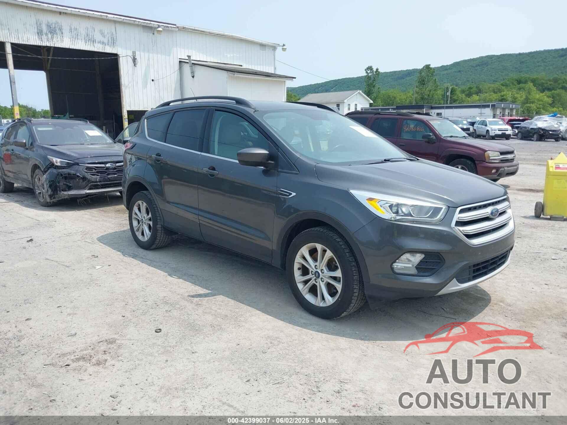 FORD ESCAPE 2018 - 1FMCU9HD4JUD30212
