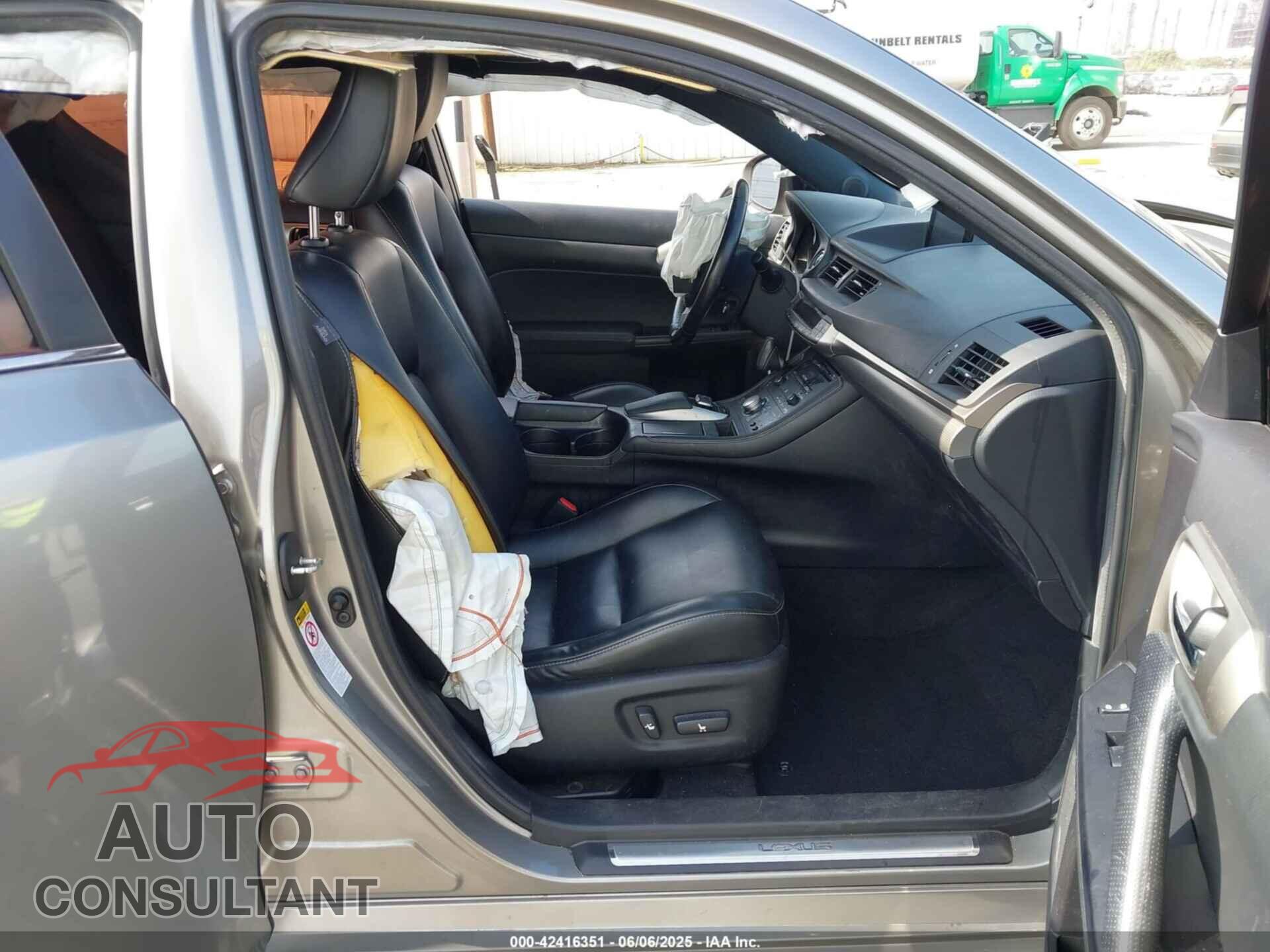 LEXUS CT 200H 2017 - JTHKD5BH5H2285760