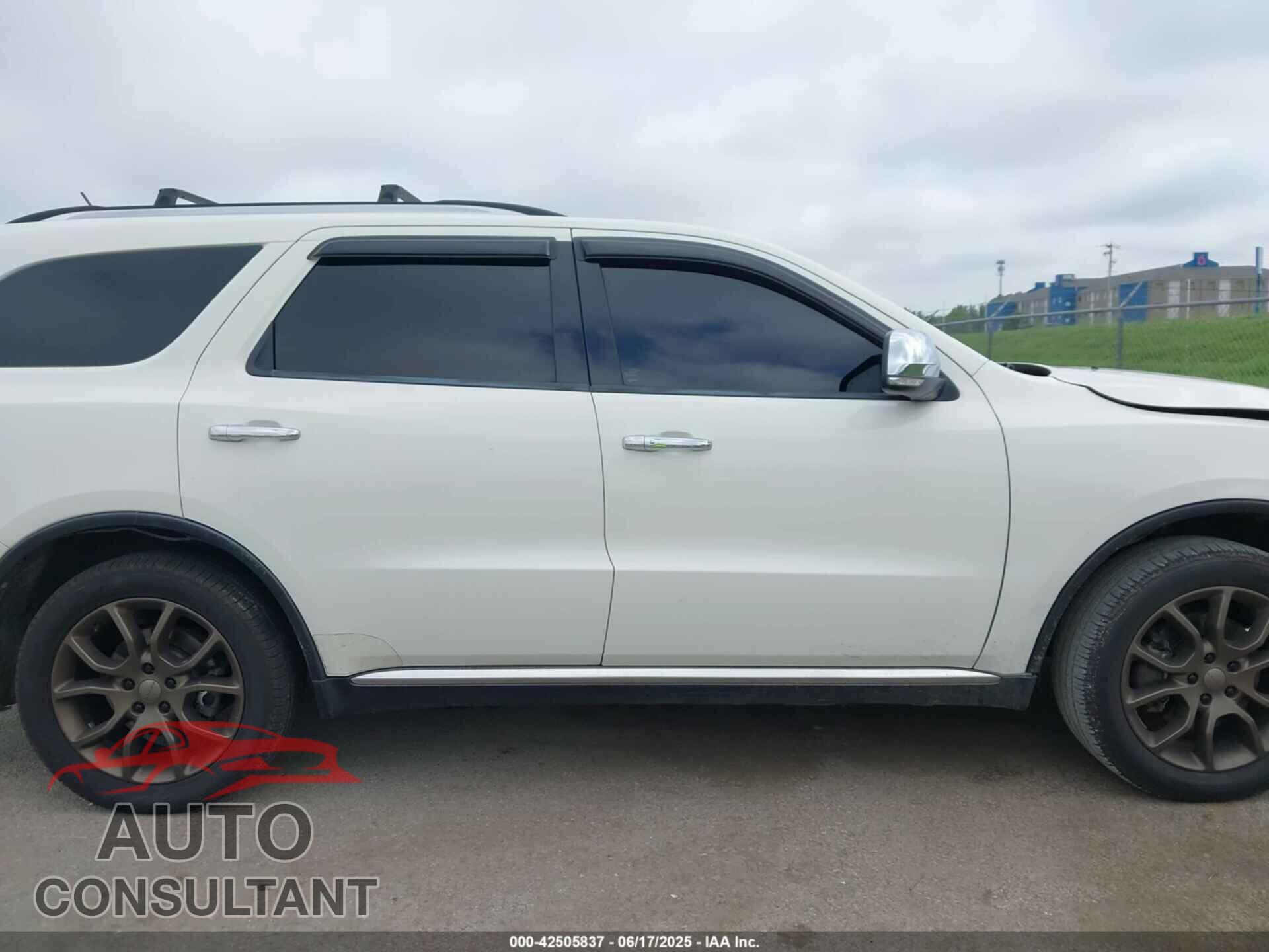 DODGE DURANGO 2011 - 1D4SD4GT2BC627811