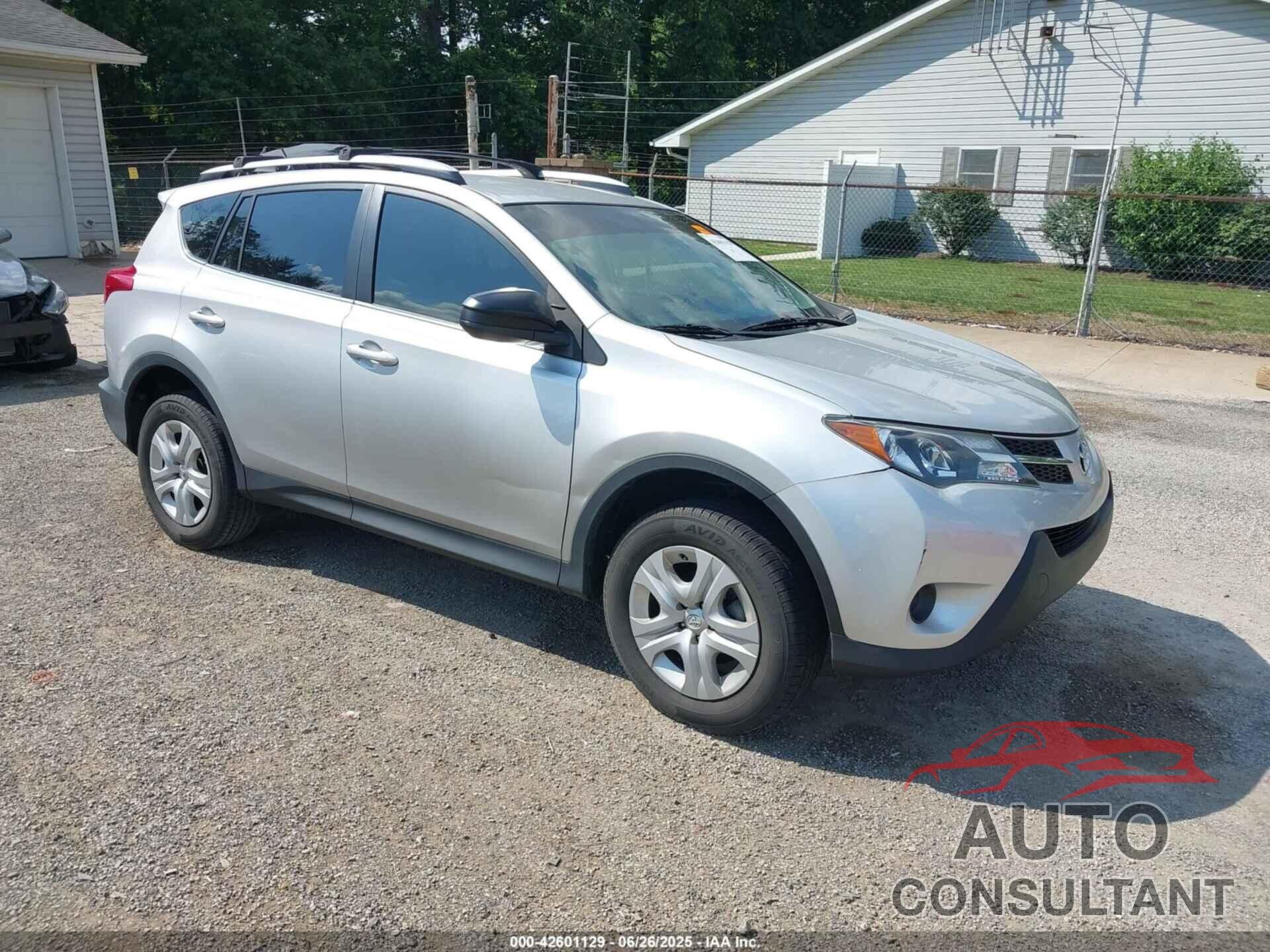 TOYOTA RAV4 2015 - JTMZFREV5FD061134