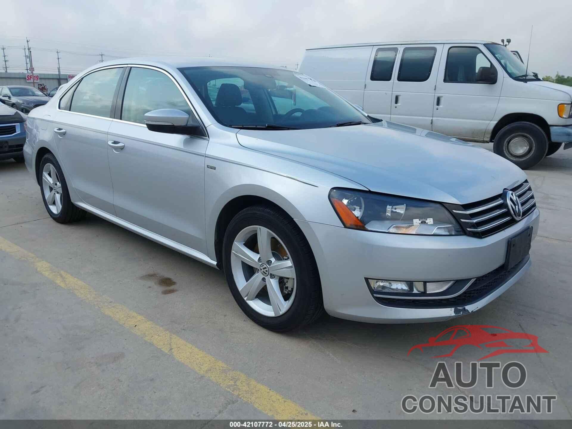 VOLKSWAGEN PASSAT 2015 - 1VWAT7A31FC117751