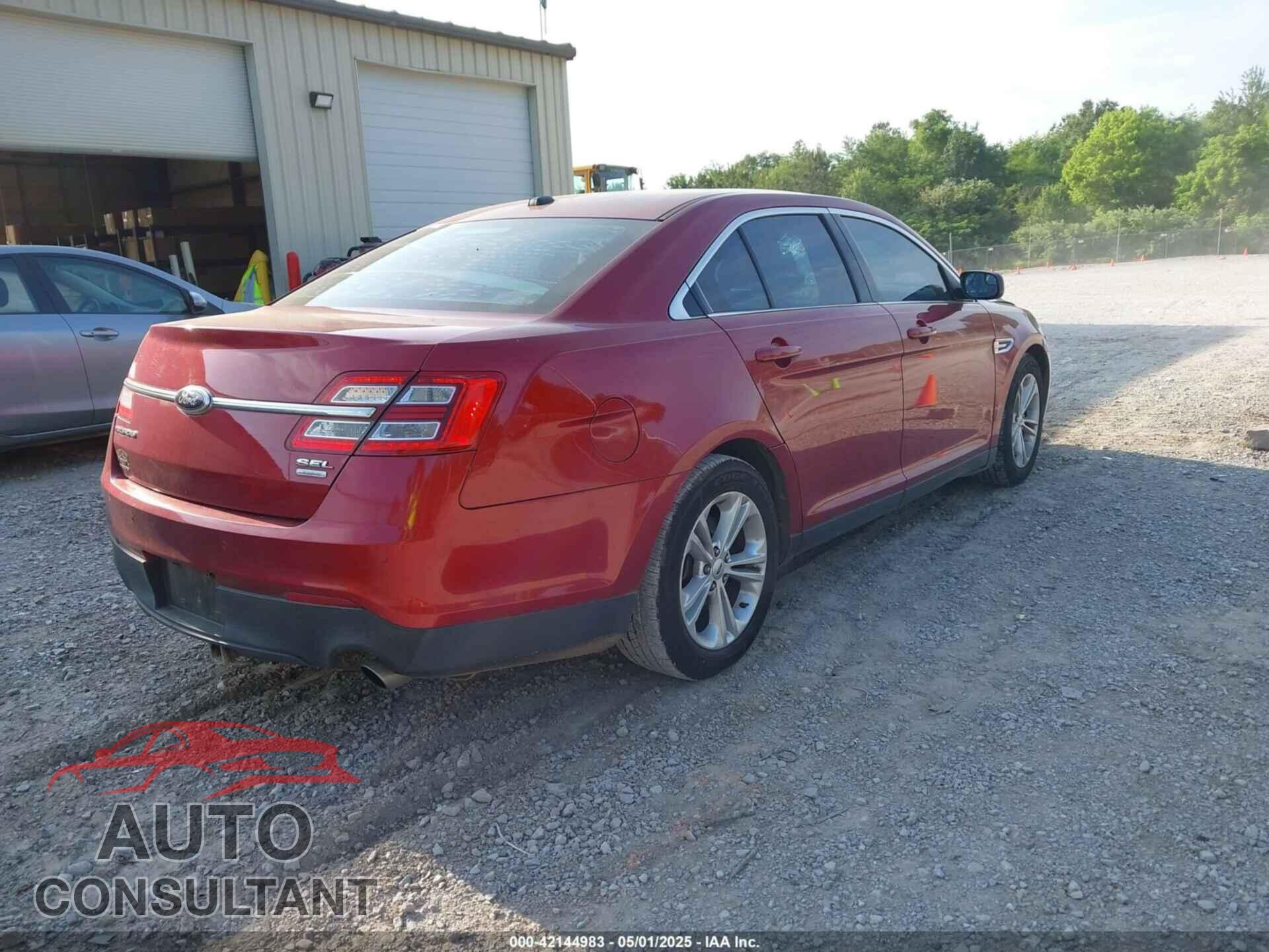 FORD TAURUS 2013 - 1FAHP2E99DG173584