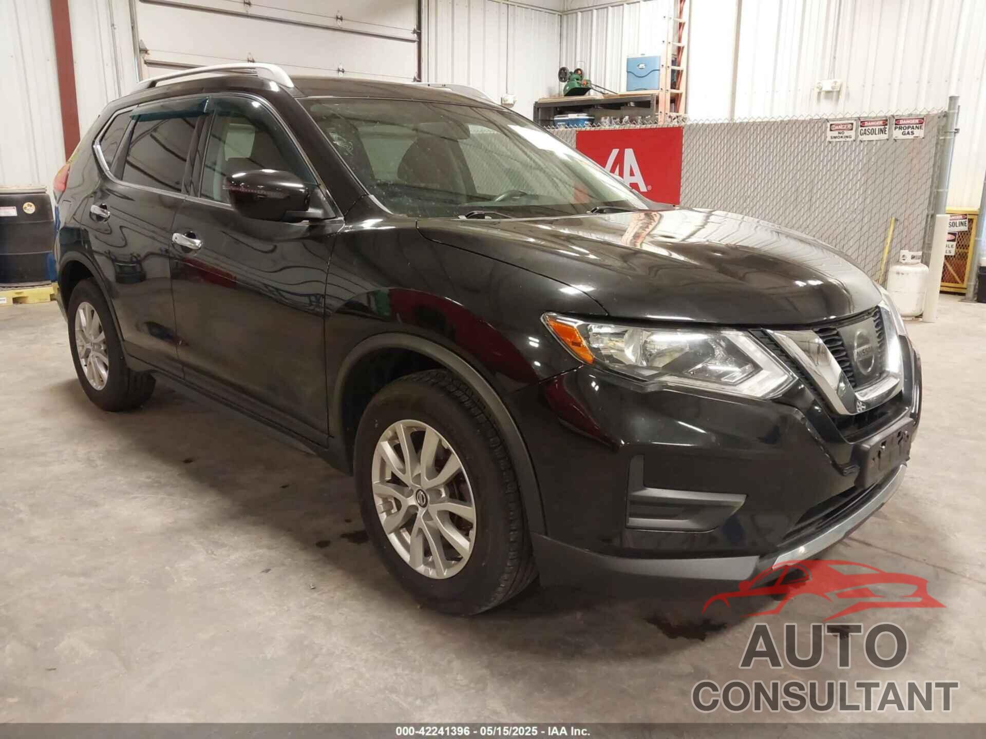 NISSAN ROGUE 2017 - KNMAT2MV5HP575713
