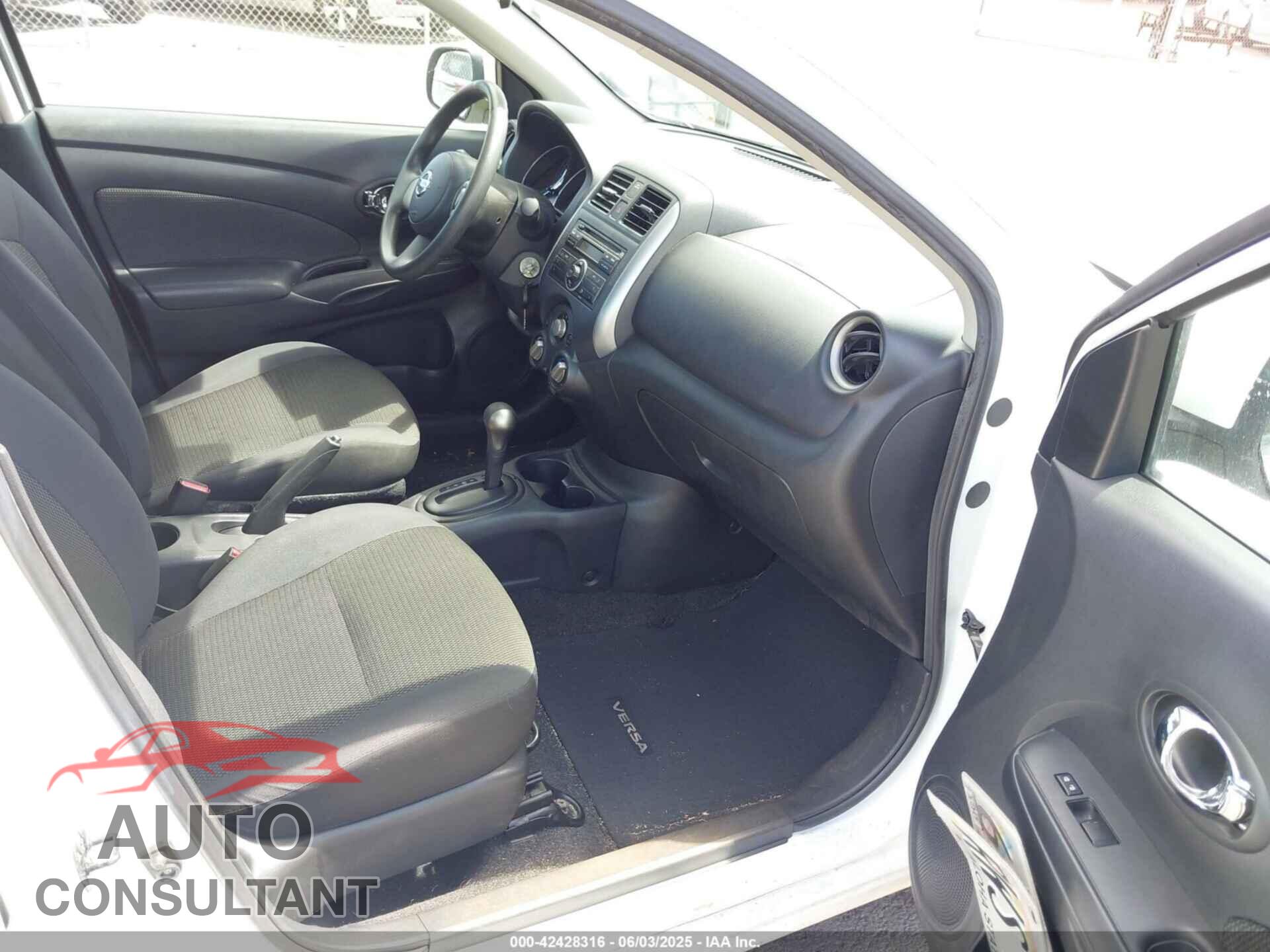 NISSAN VERSA 2013 - 3N1CN7AP1DL834504