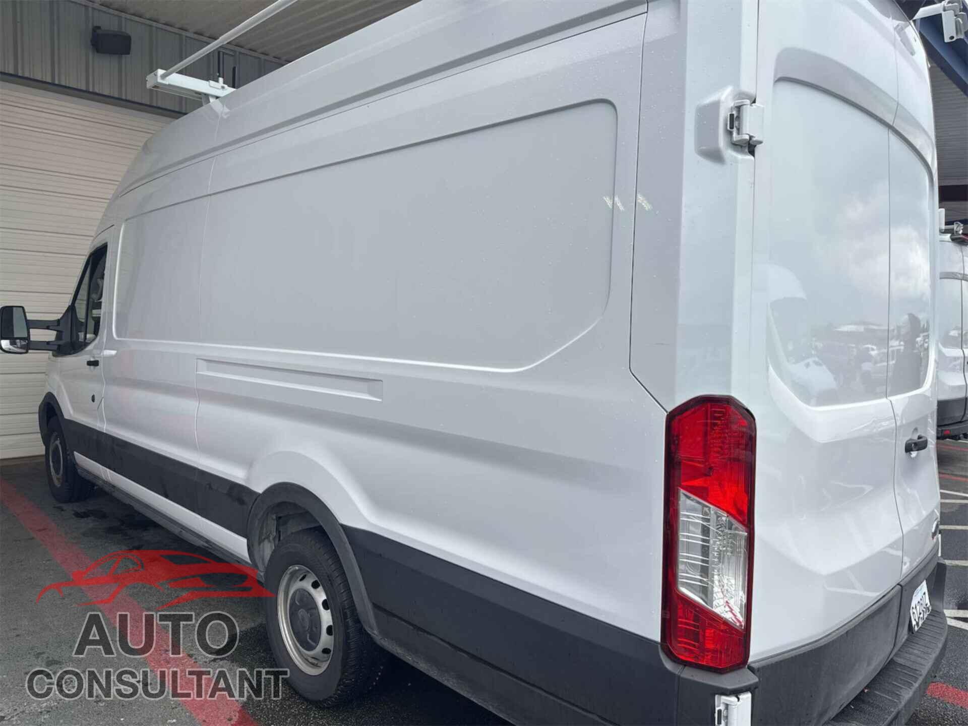 FORD TRANSIT 2023 - 1FTBR3X85PKB84622