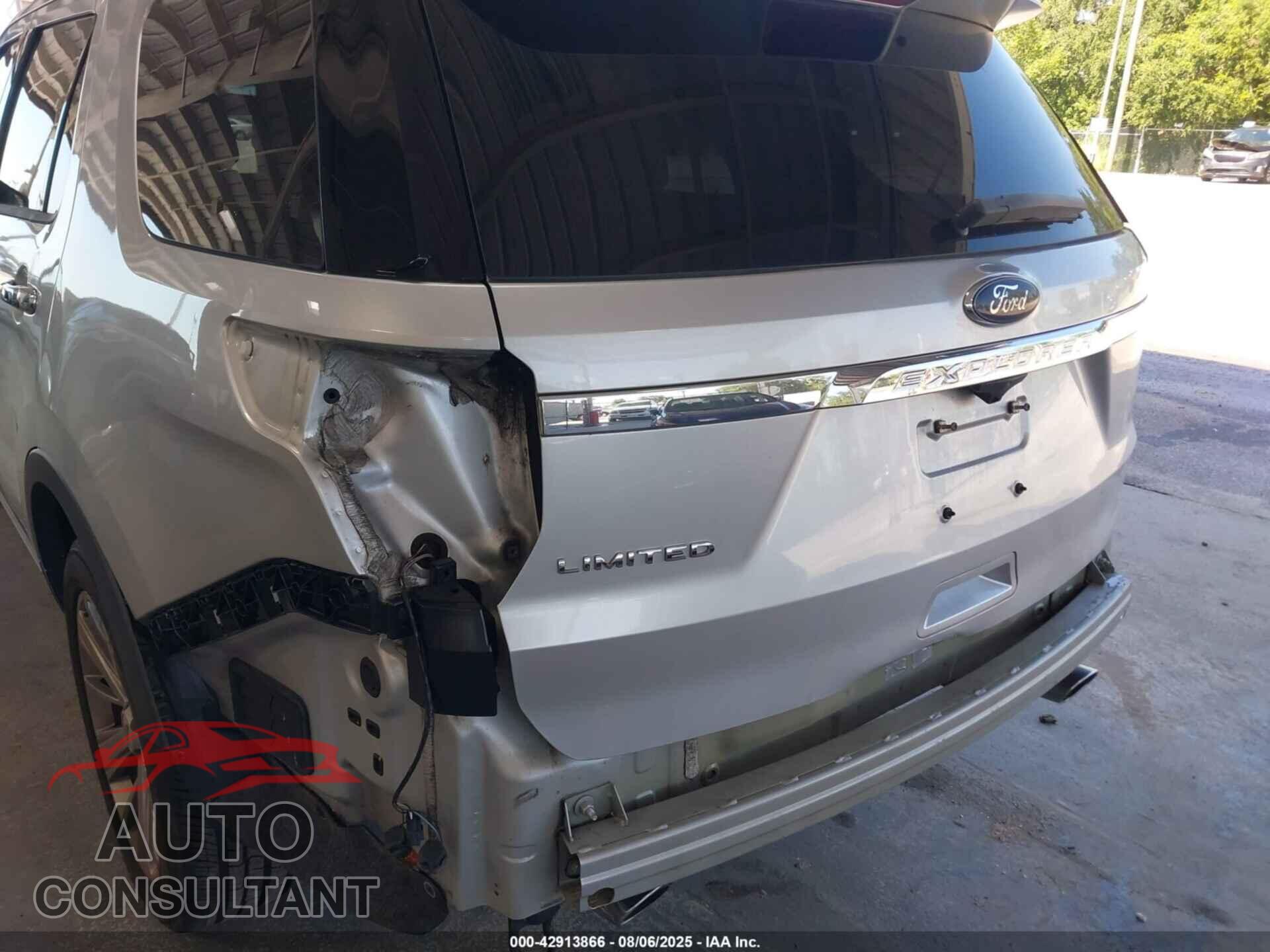 FORD EXPLORER 2018 - 1FM5K7F87JGB33042