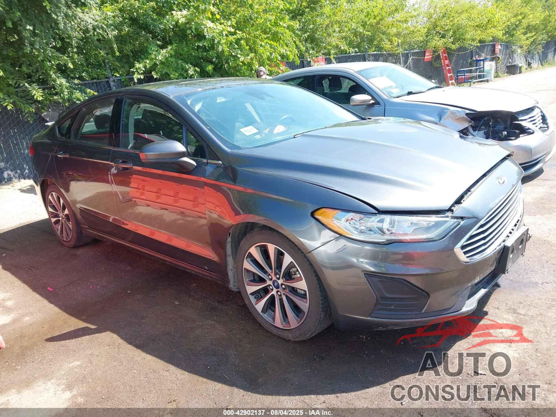 FORD FUSION 2020 - 3FA6P0T95LR149952