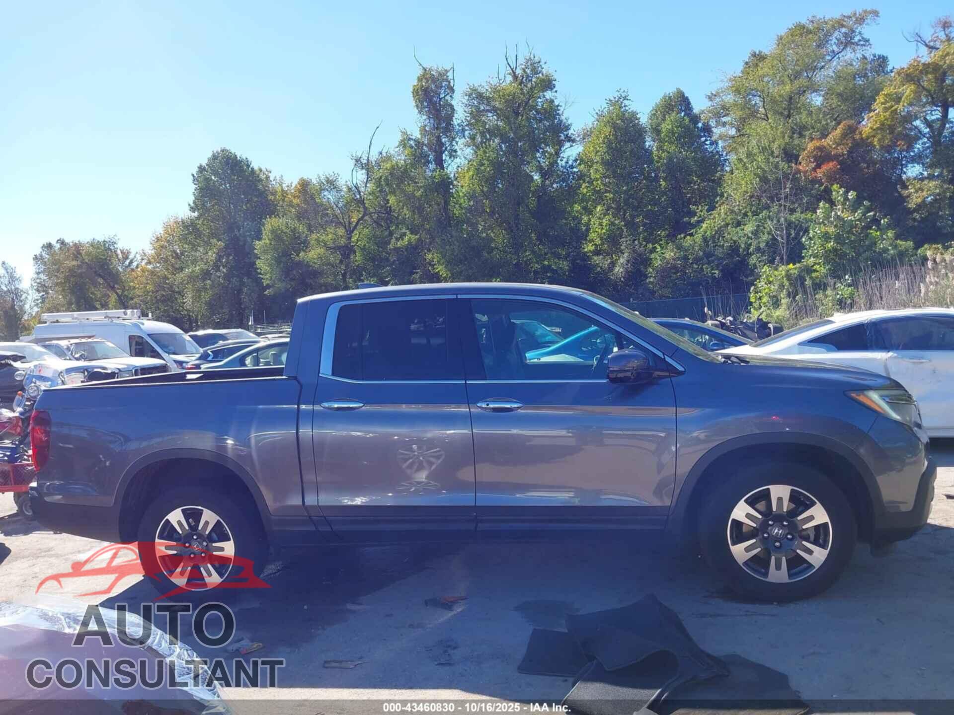 HONDA RIDGELINE 2017 - 5FPYK3F77HB009625