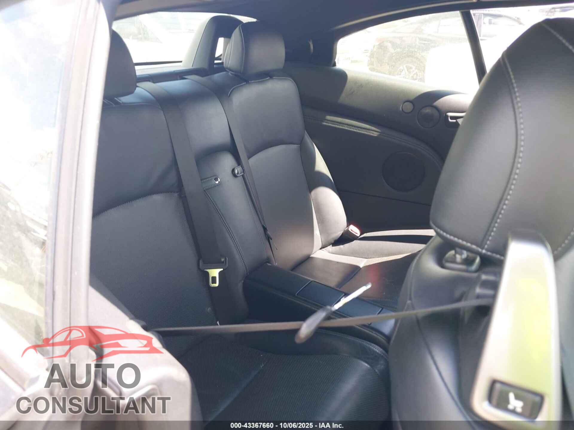 LEXUS IS 250C 2013 - JTHFF2C25D2527302