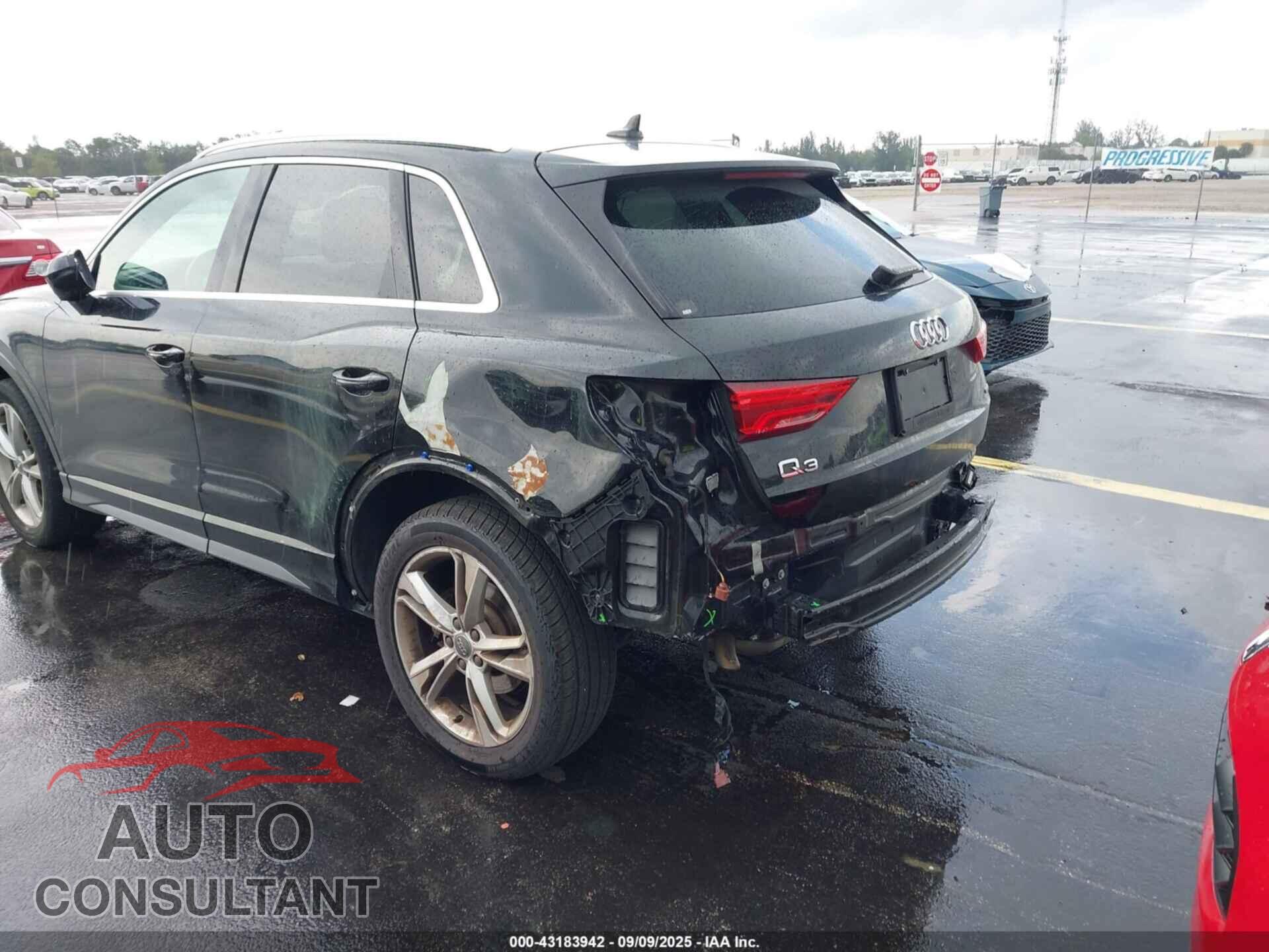 AUDI Q3 2019 - WA1DECF37K1086355