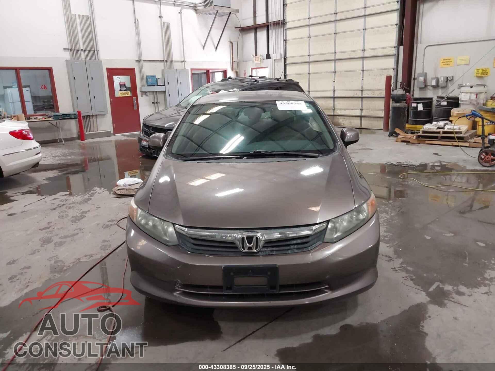HONDA CIVIC 2012 - 2HGFB2F55CH551562
