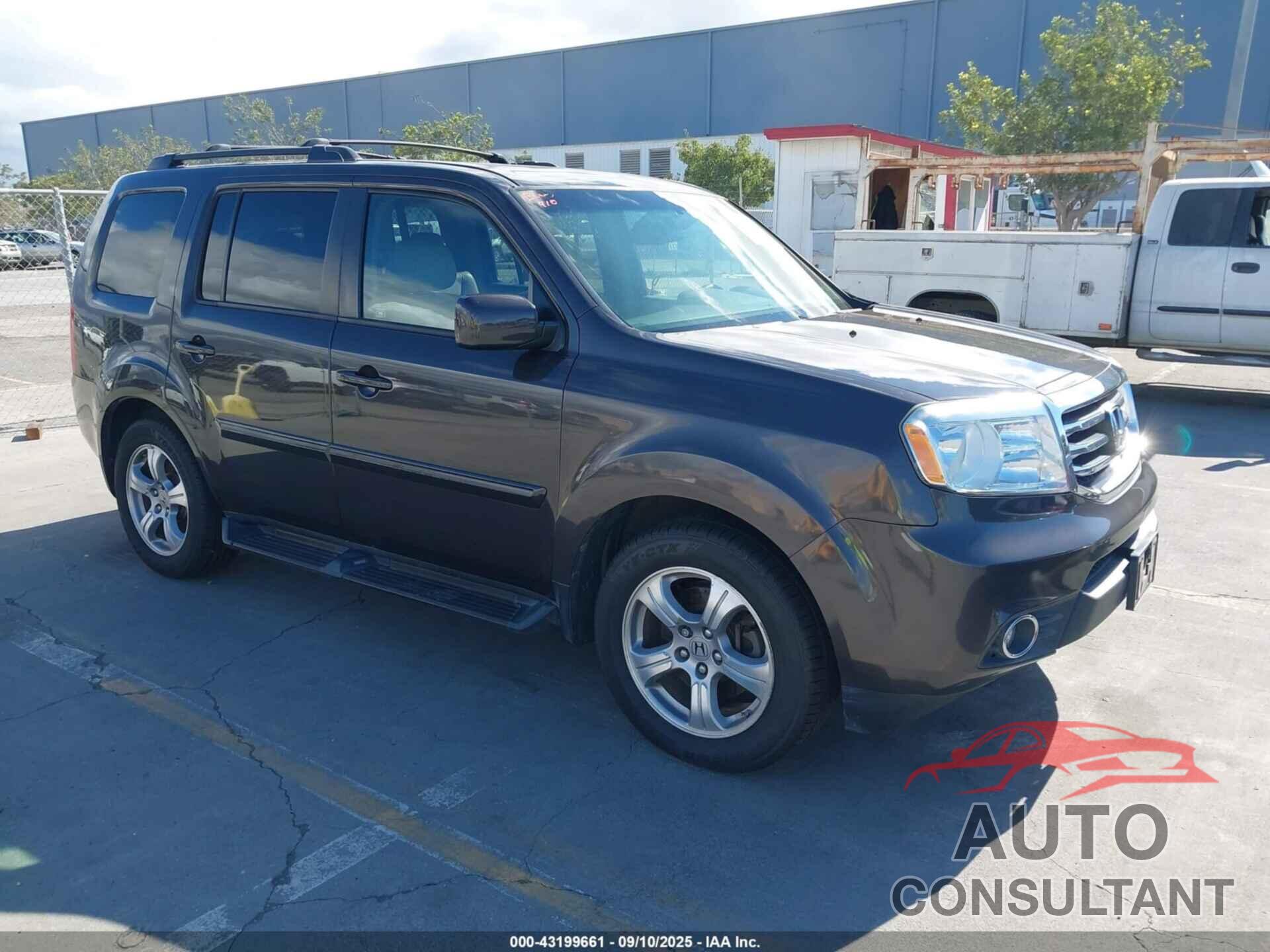 HONDA PILOT 2012 - 5FNYF4H52CB030163