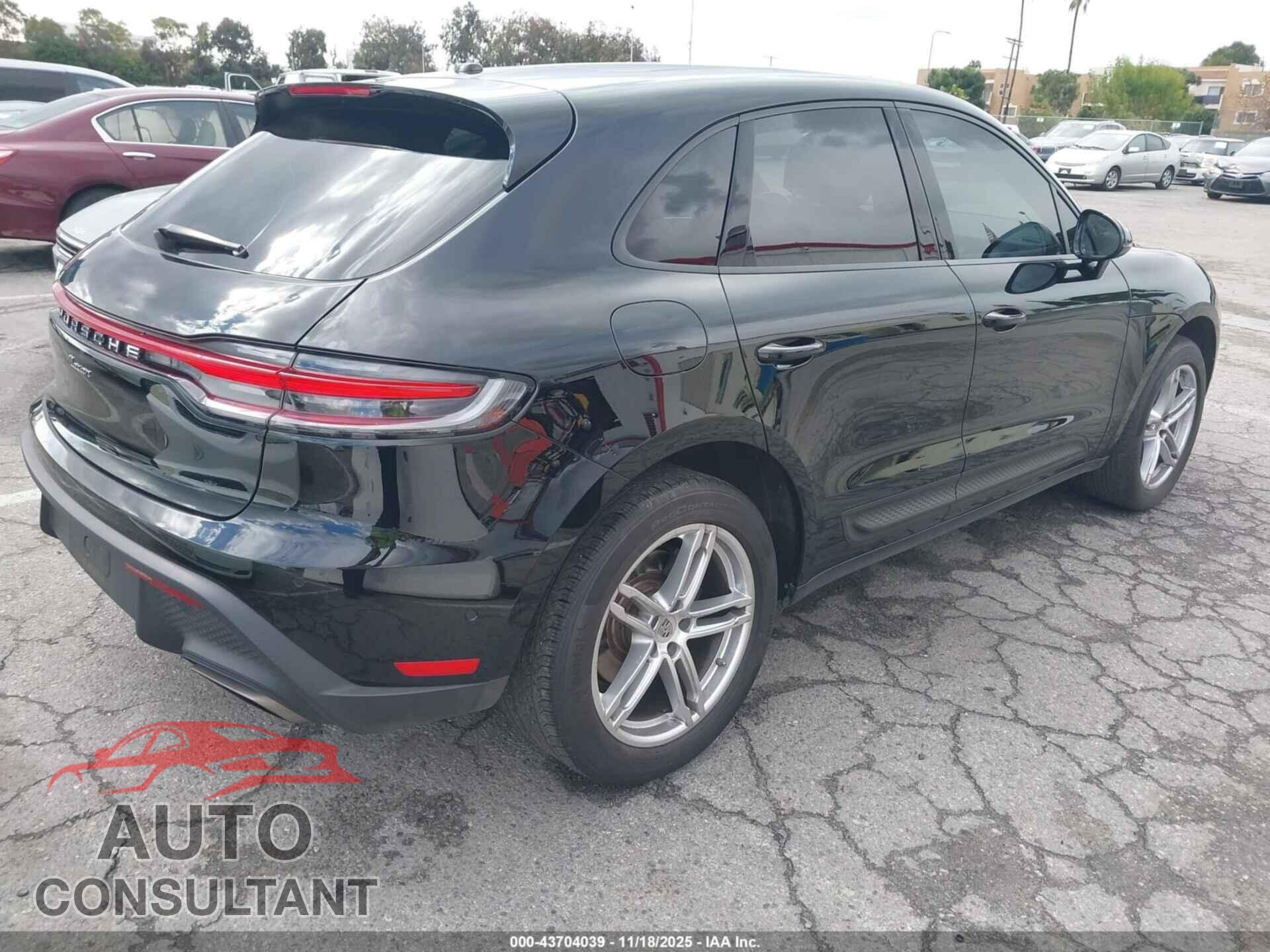PORSCHE MACAN 2022 - WP1AA2A55NLB10070