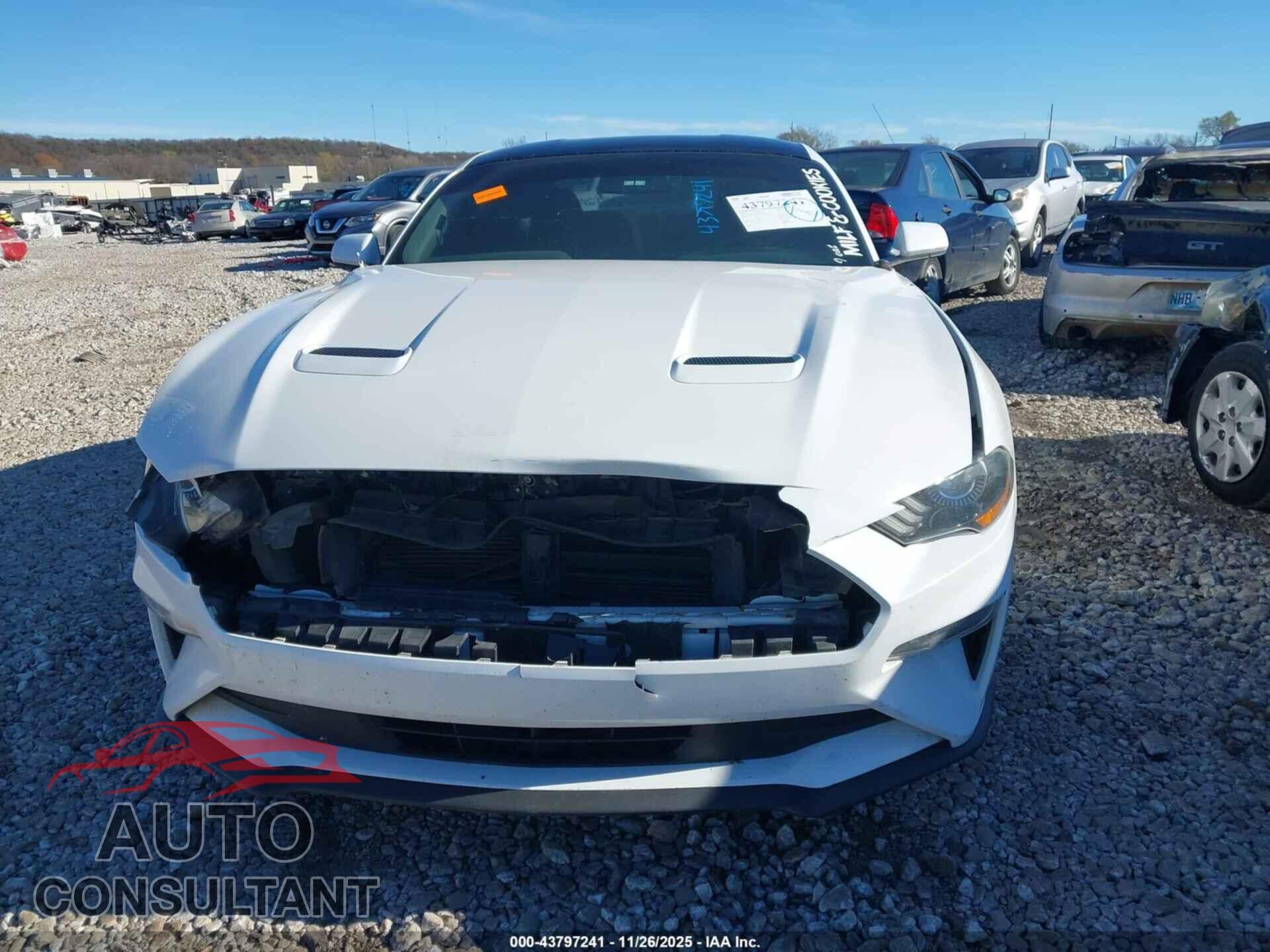 FORD MUSTANG 2020 - 1FA6P8TH8L5145533