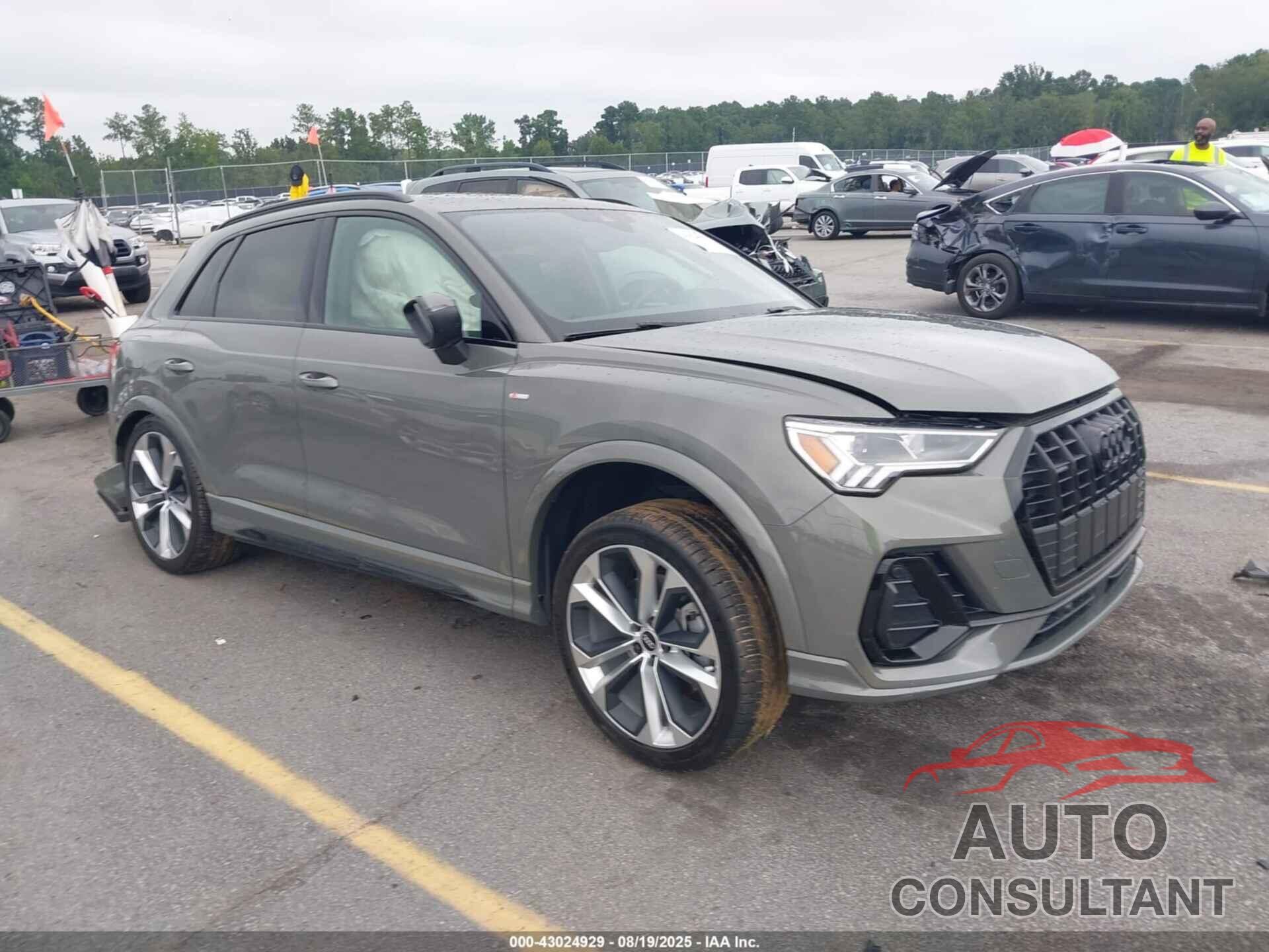 AUDI Q3 2022 - WA1EECF36N1040251