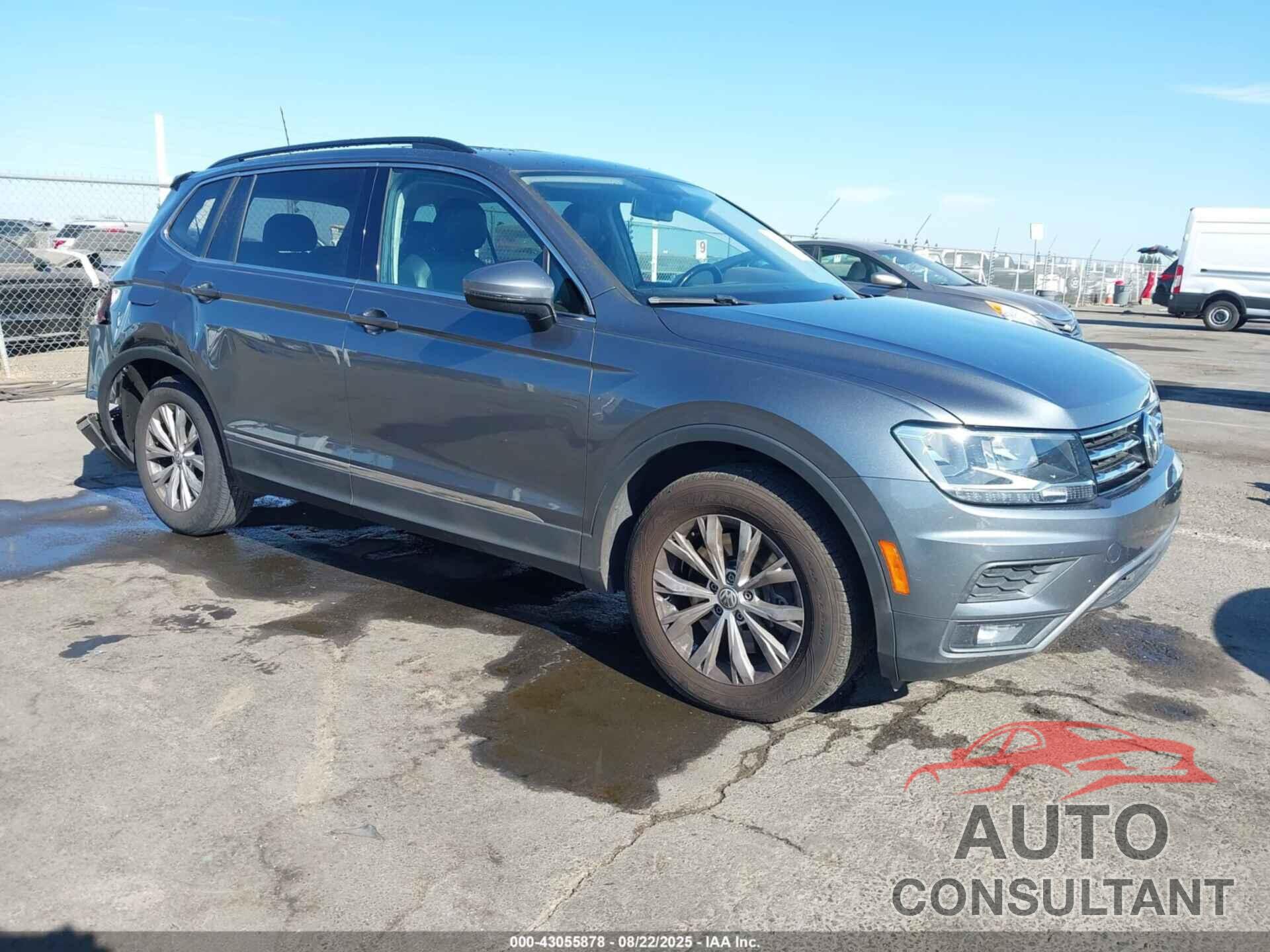 VOLKSWAGEN TIGUAN 2018 - 3VV3B7AX1JM005784